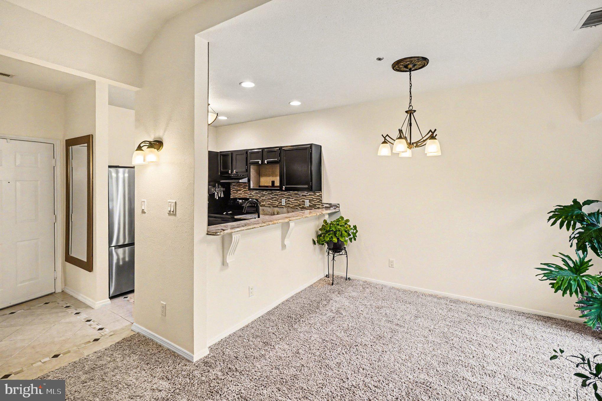 ENGLISH COUNTRY MANOR - Residential