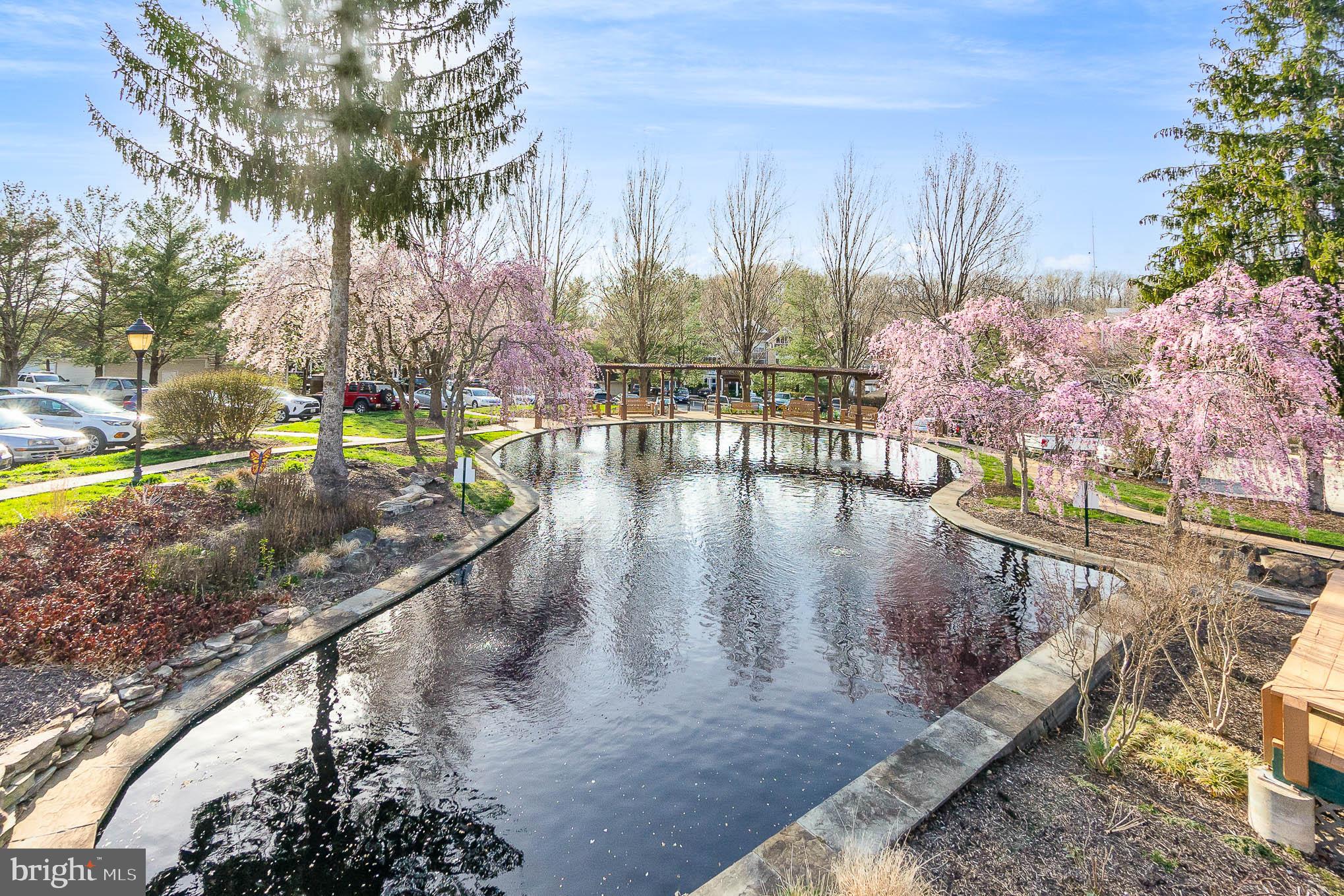 ENGLISH COUNTRY MANOR - Residential