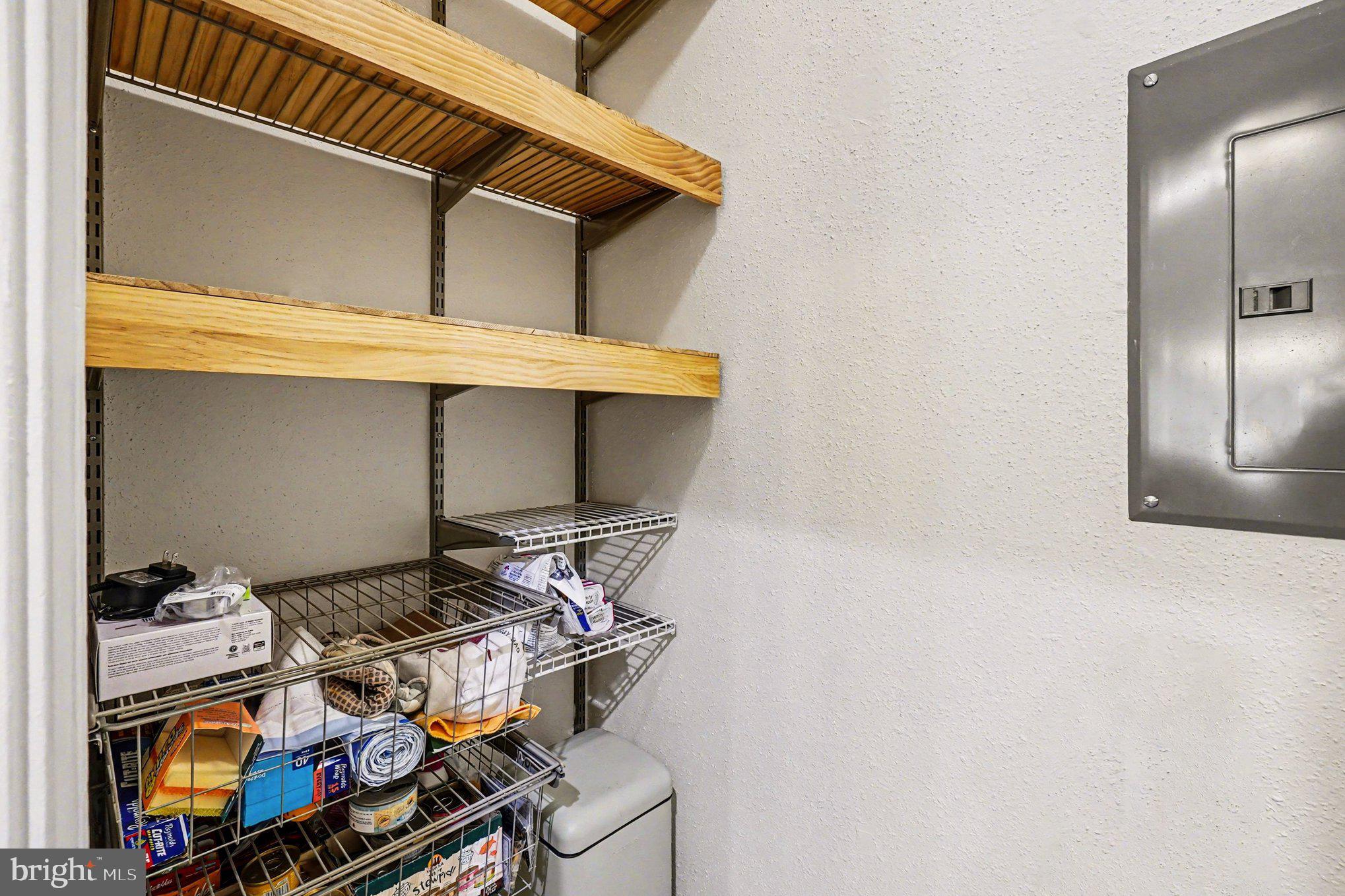 ENGLISH COUNTRY MANOR - Residential