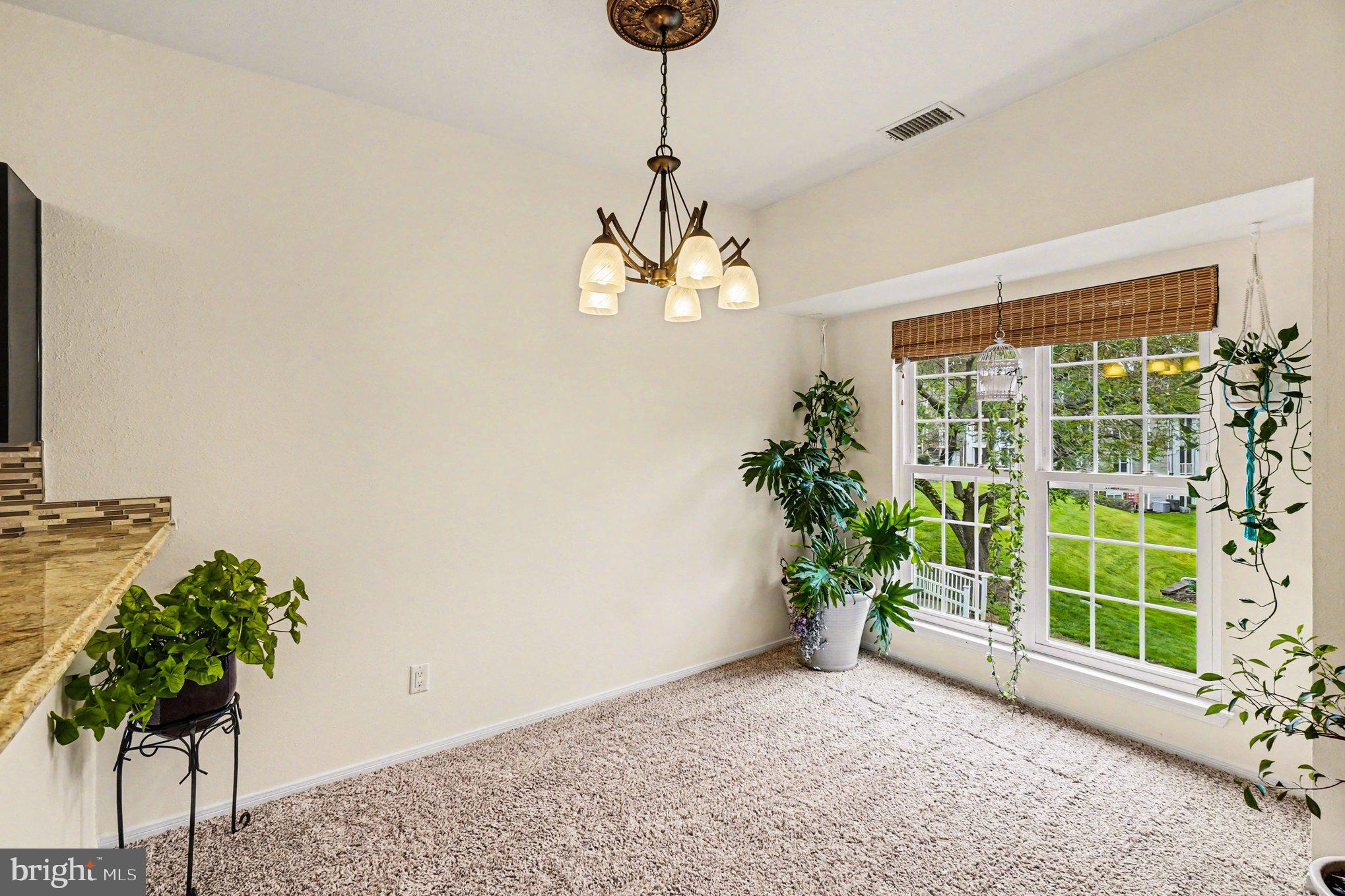 ENGLISH COUNTRY MANOR - Residential