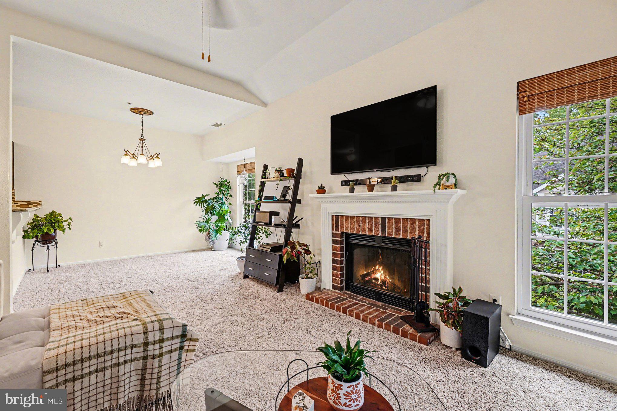 ENGLISH COUNTRY MANOR - Residential