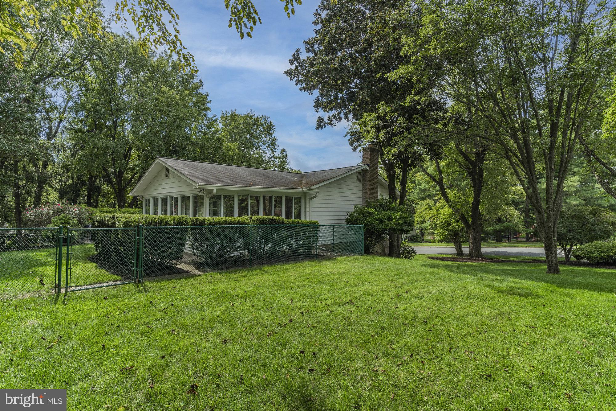 LAKEVALE ESTATES - Residential