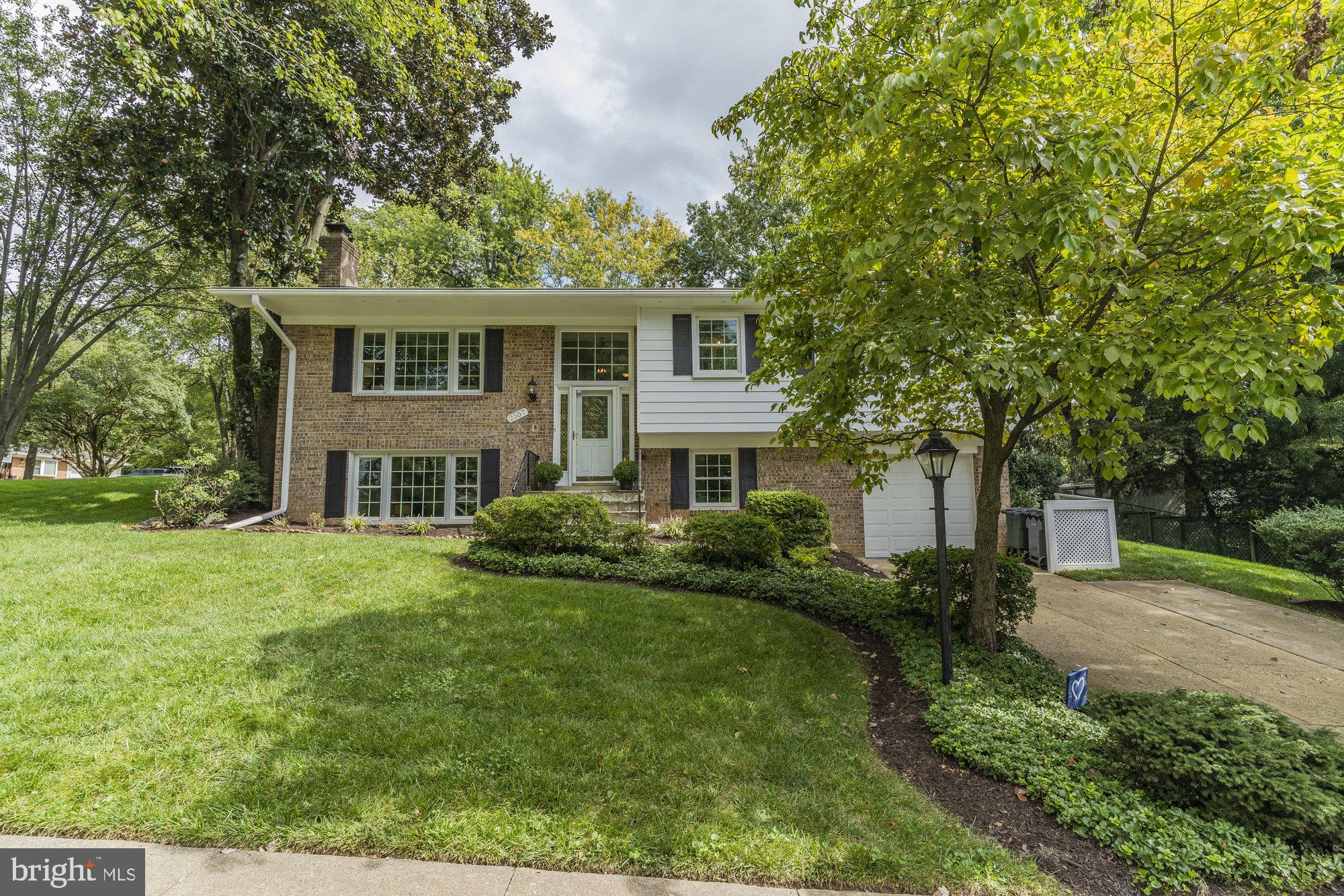 LAKEVALE ESTATES - Residential