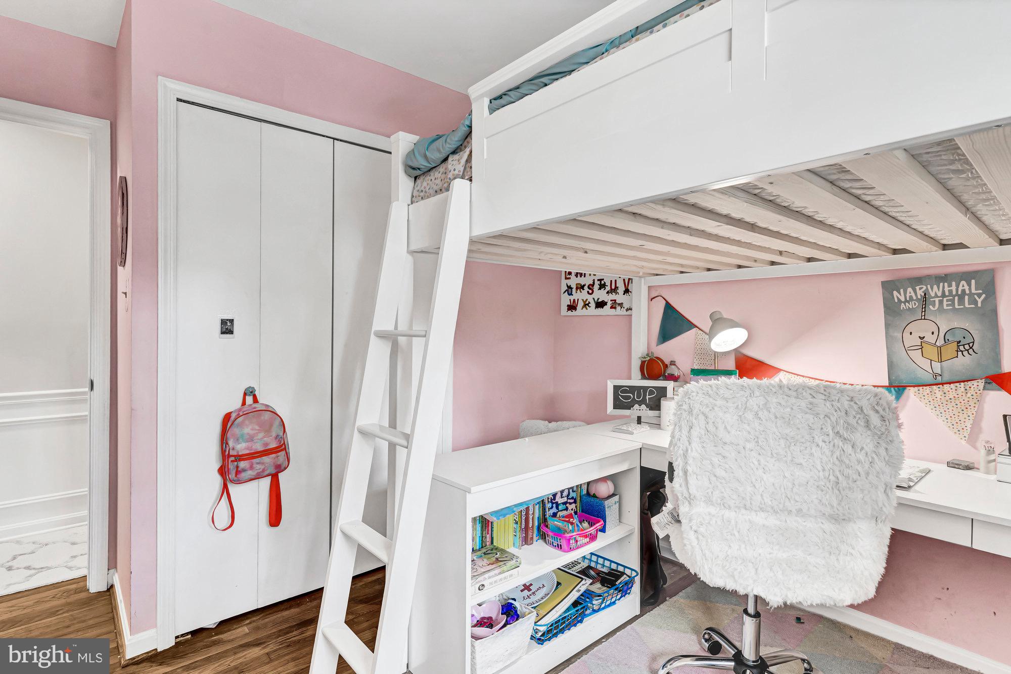 LAKEVALE ESTATES - Residential