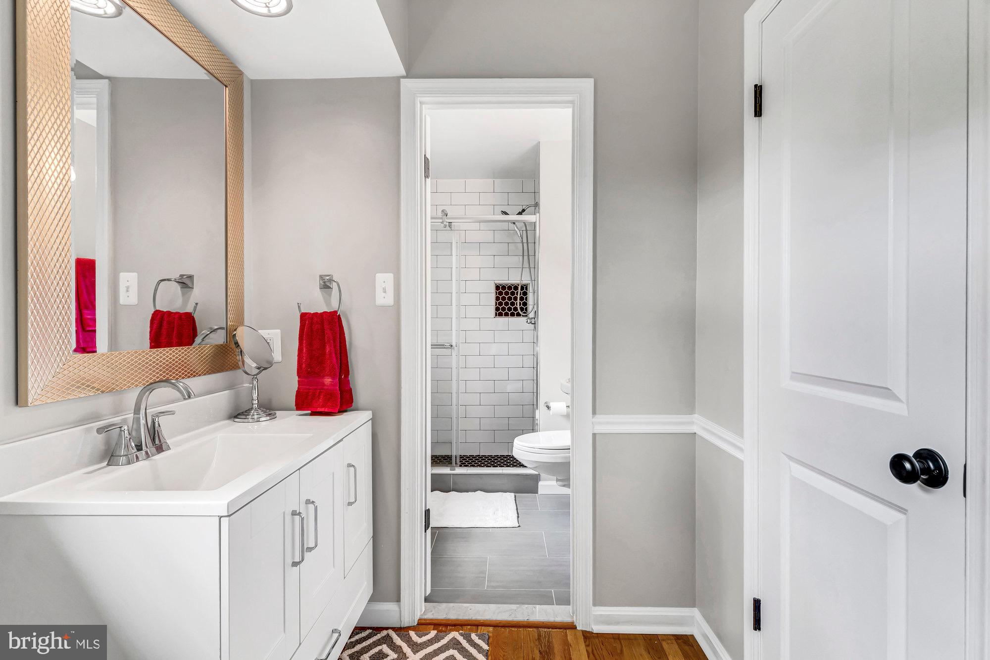 LAKEVALE ESTATES - Residential