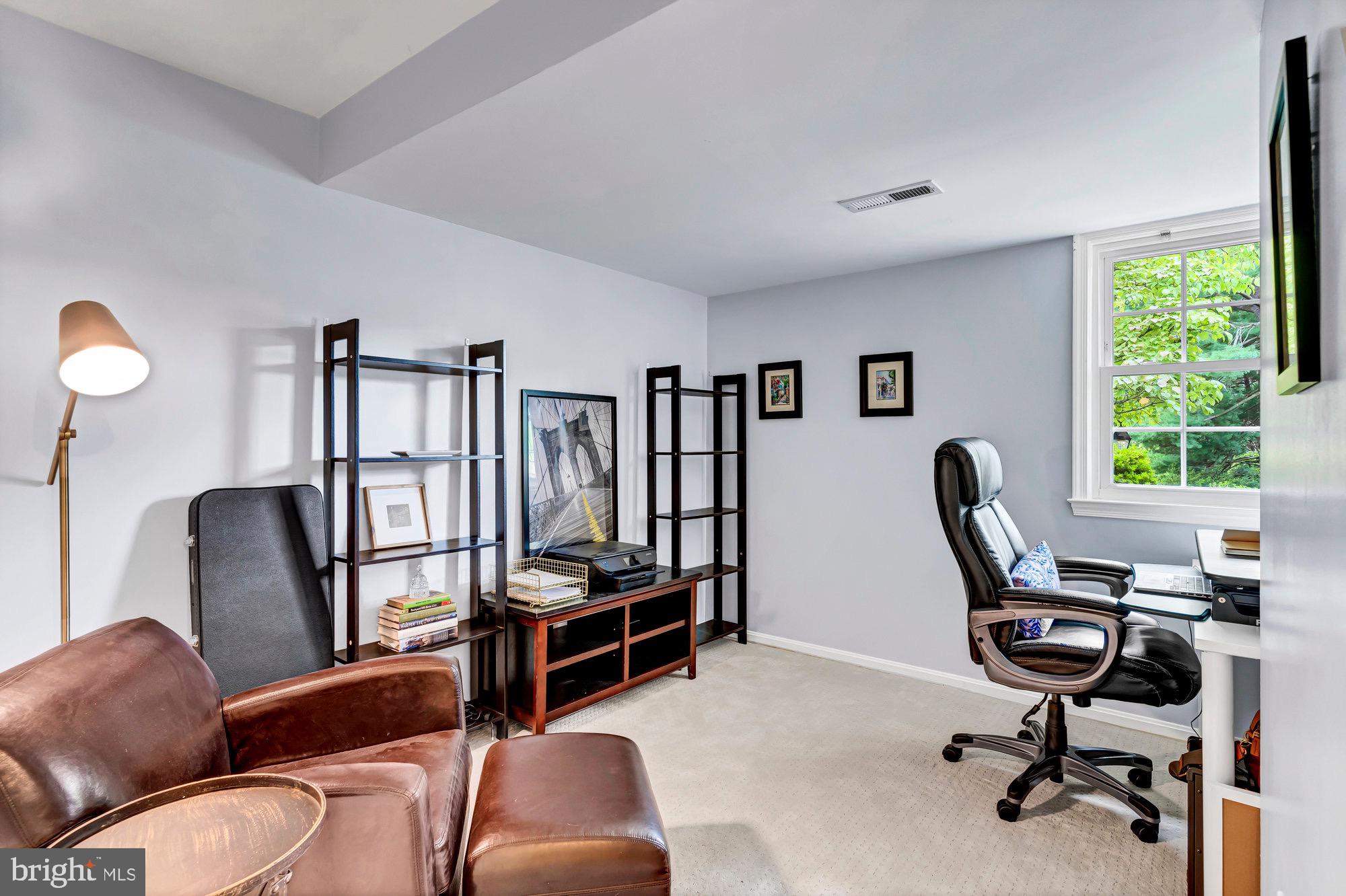 LAKEVALE ESTATES - Residential