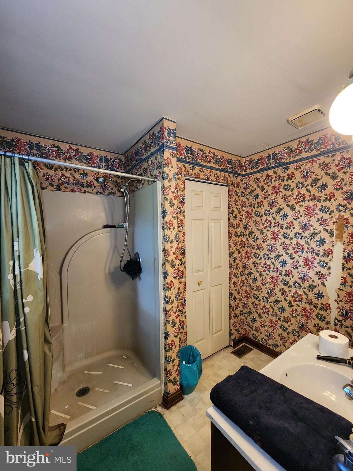 GLENVUE - Residential