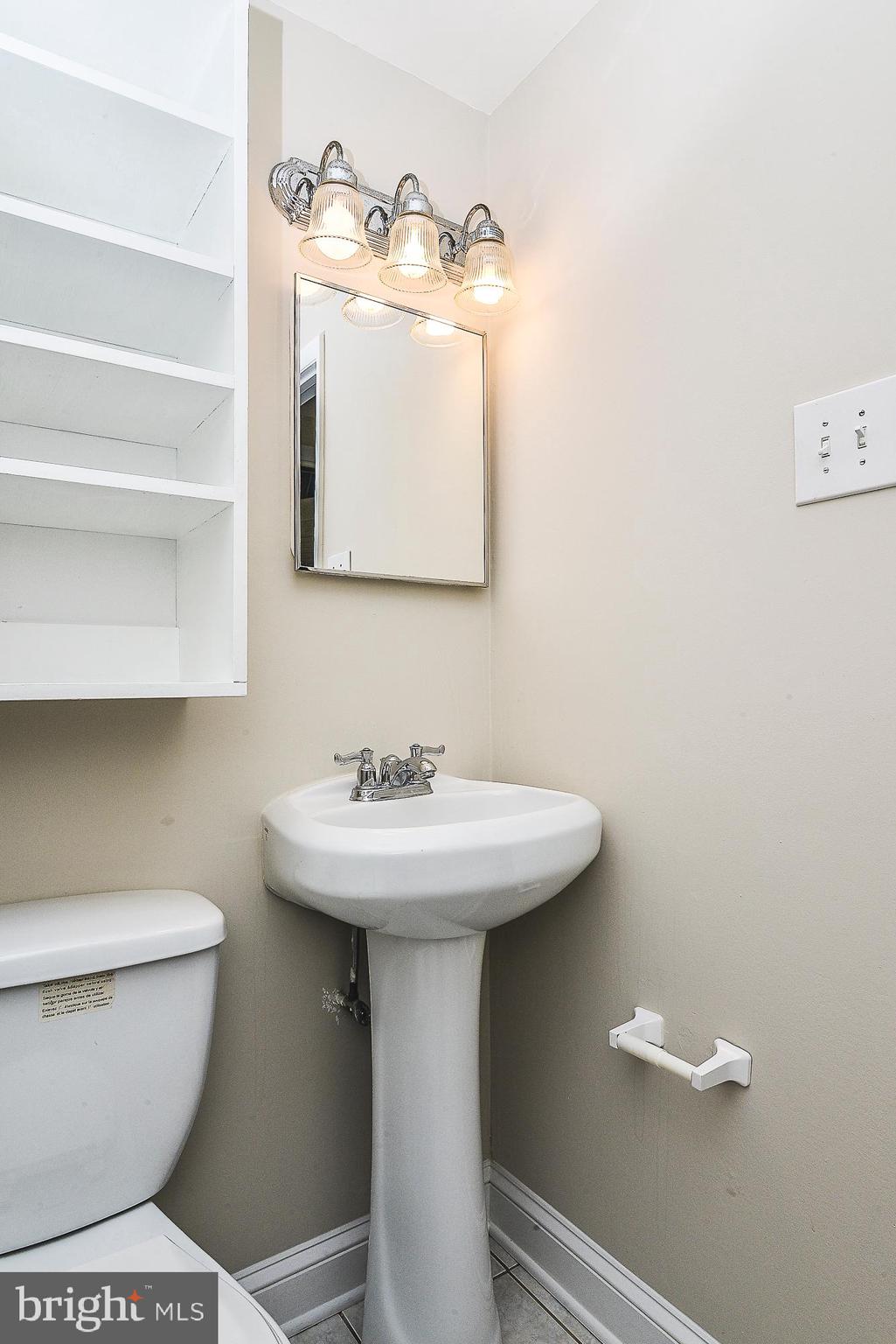 KEENE MILL MANOR - Residential