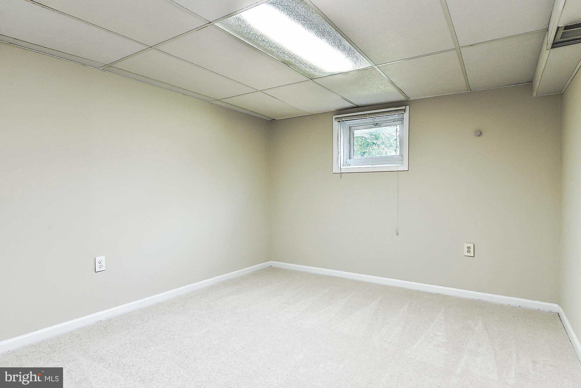 KEENE MILL MANOR - Residential