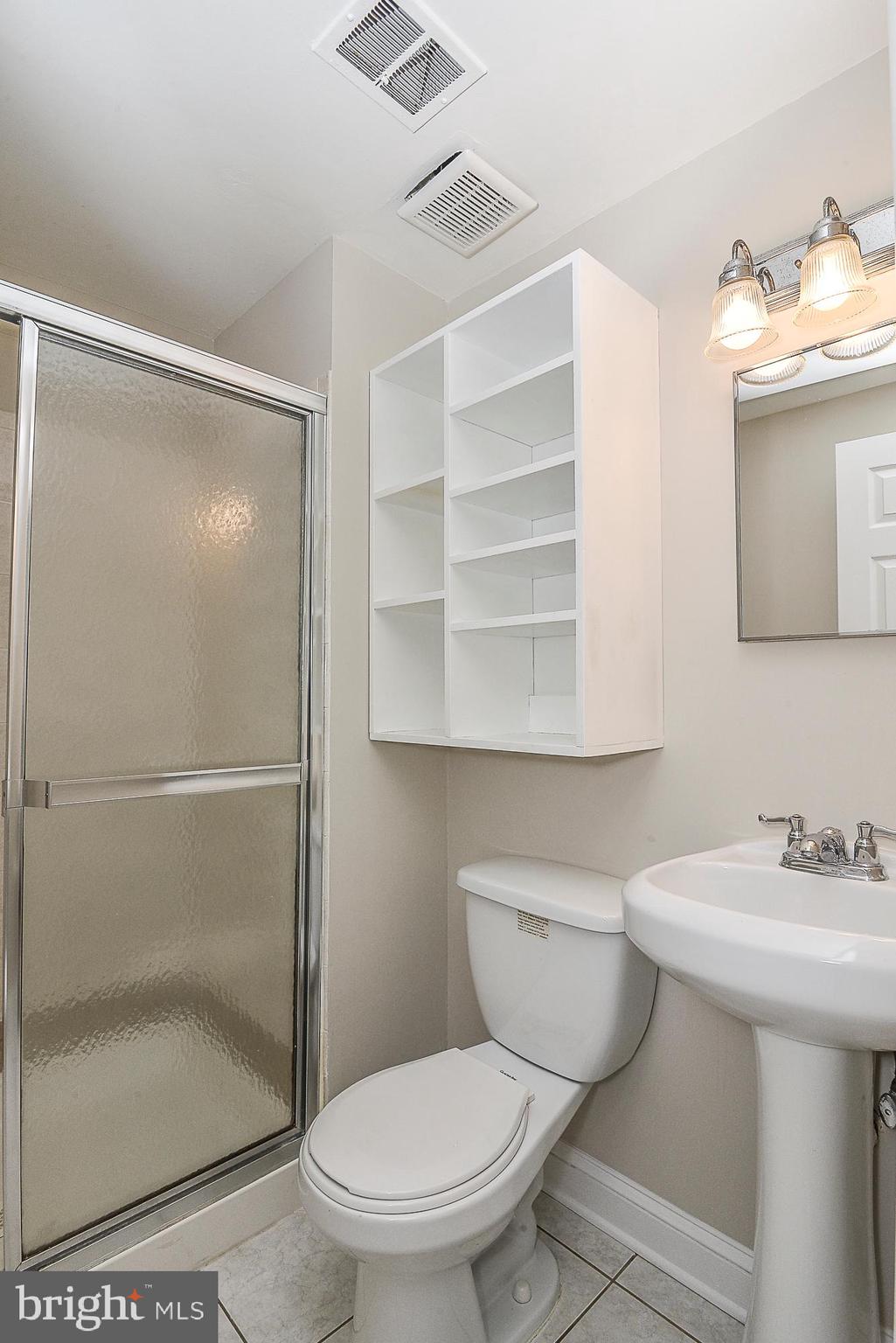 KEENE MILL MANOR - Residential