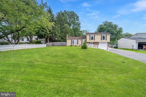 Photo of 7103 Unakite Court, MIDDLETOWN, MD 21769 (MLS # MDFR2067952)