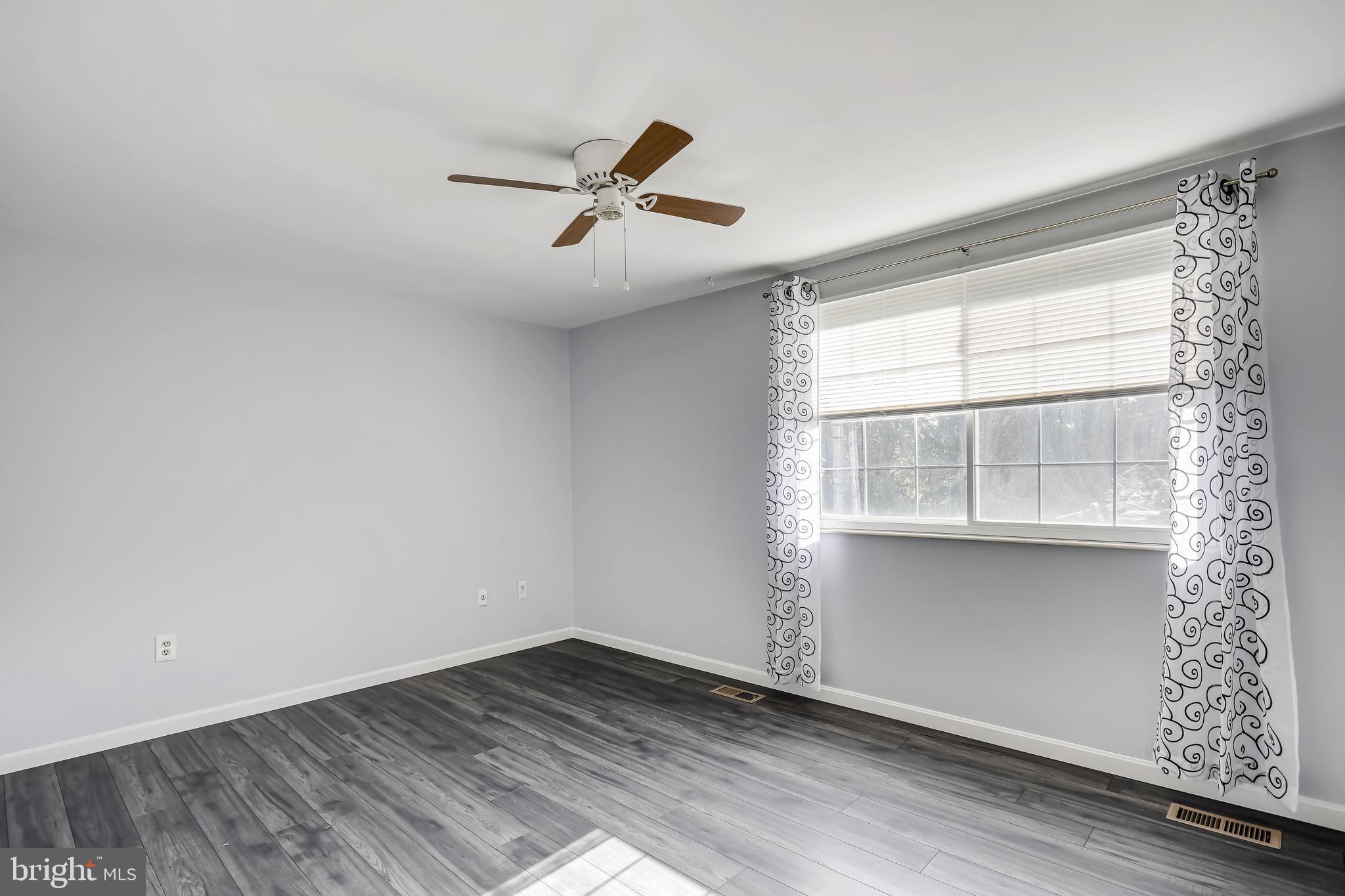 AMBERMILL - Residential