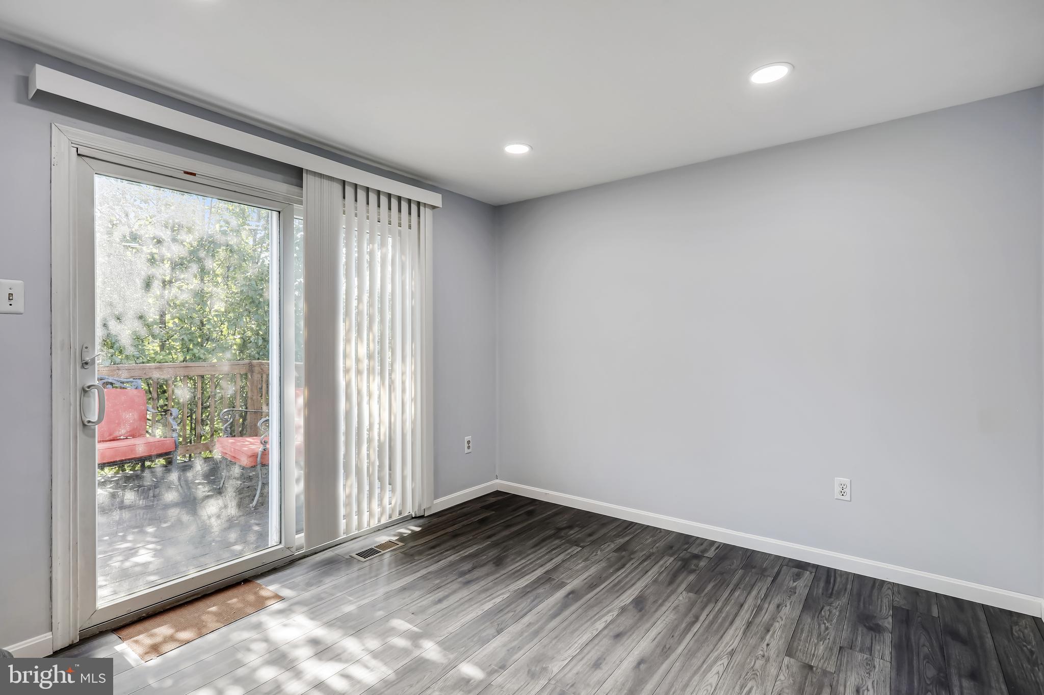 AMBERMILL - Residential