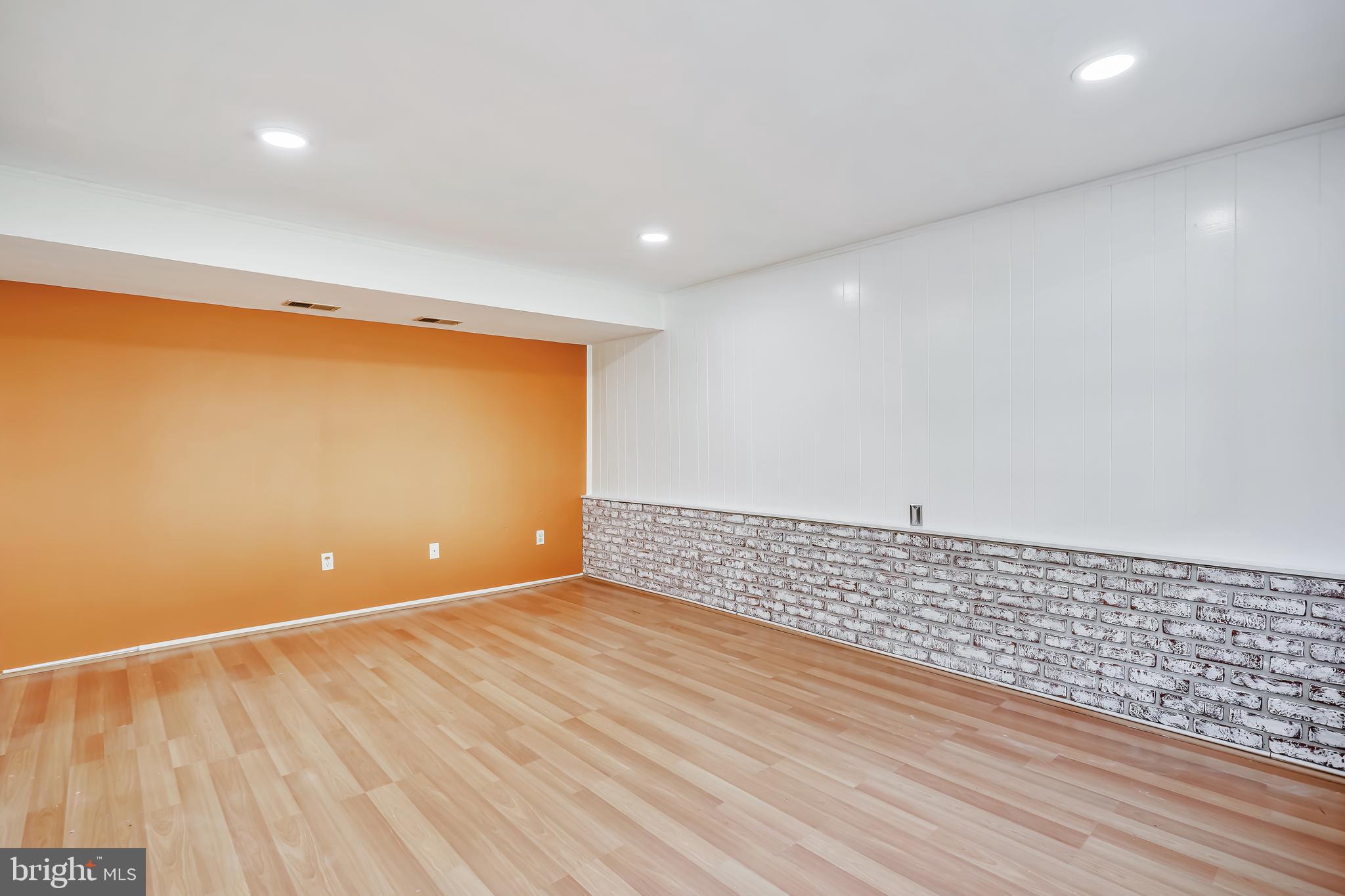 AMBERMILL - Residential