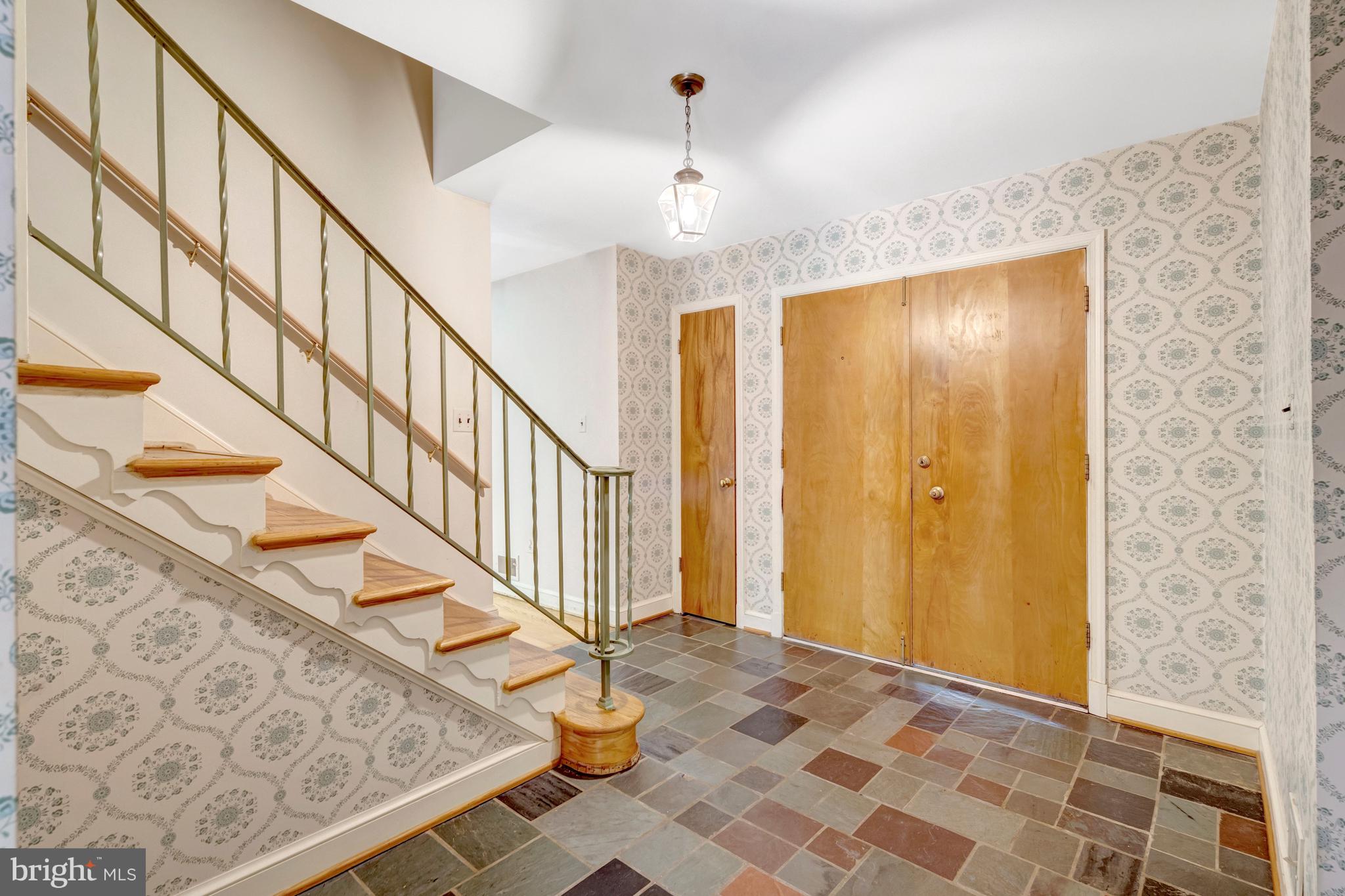 BIRCHWOOD - Residential