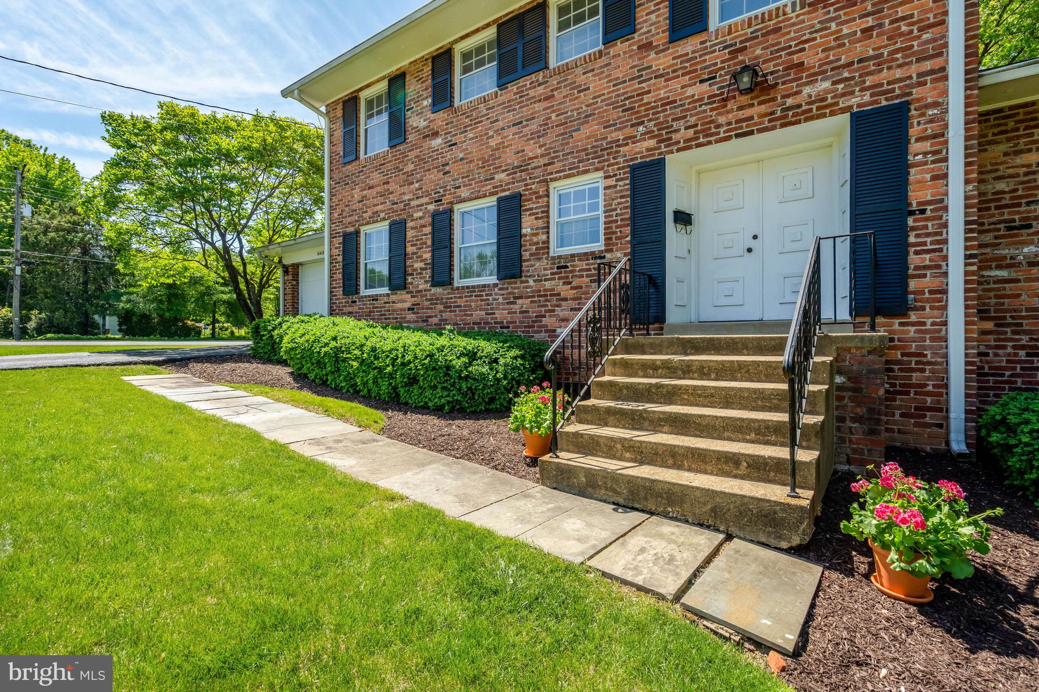 BIRCHWOOD - Residential