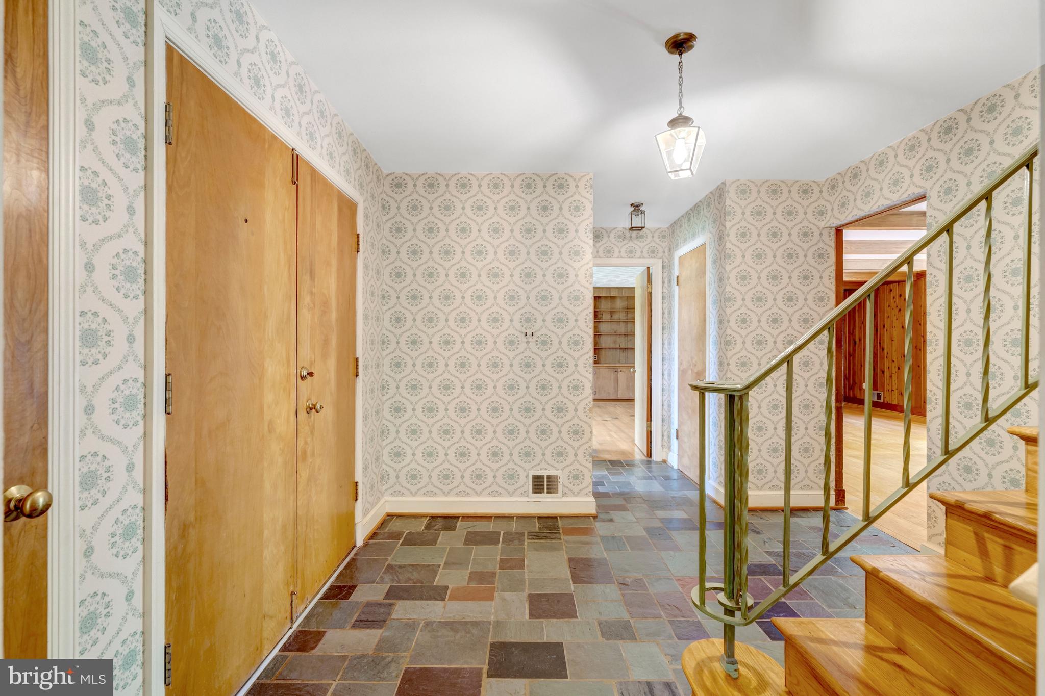 BIRCHWOOD - Residential