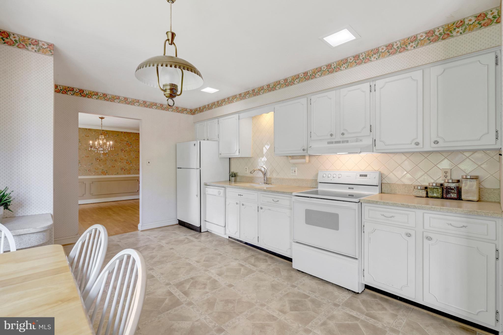 BIRCHWOOD - Residential