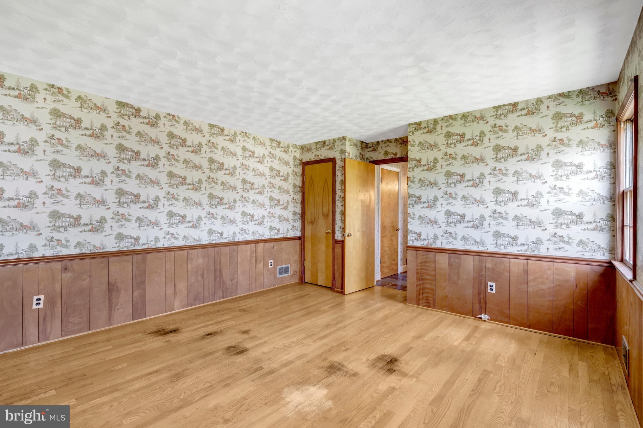 BIRCHWOOD - Residential
