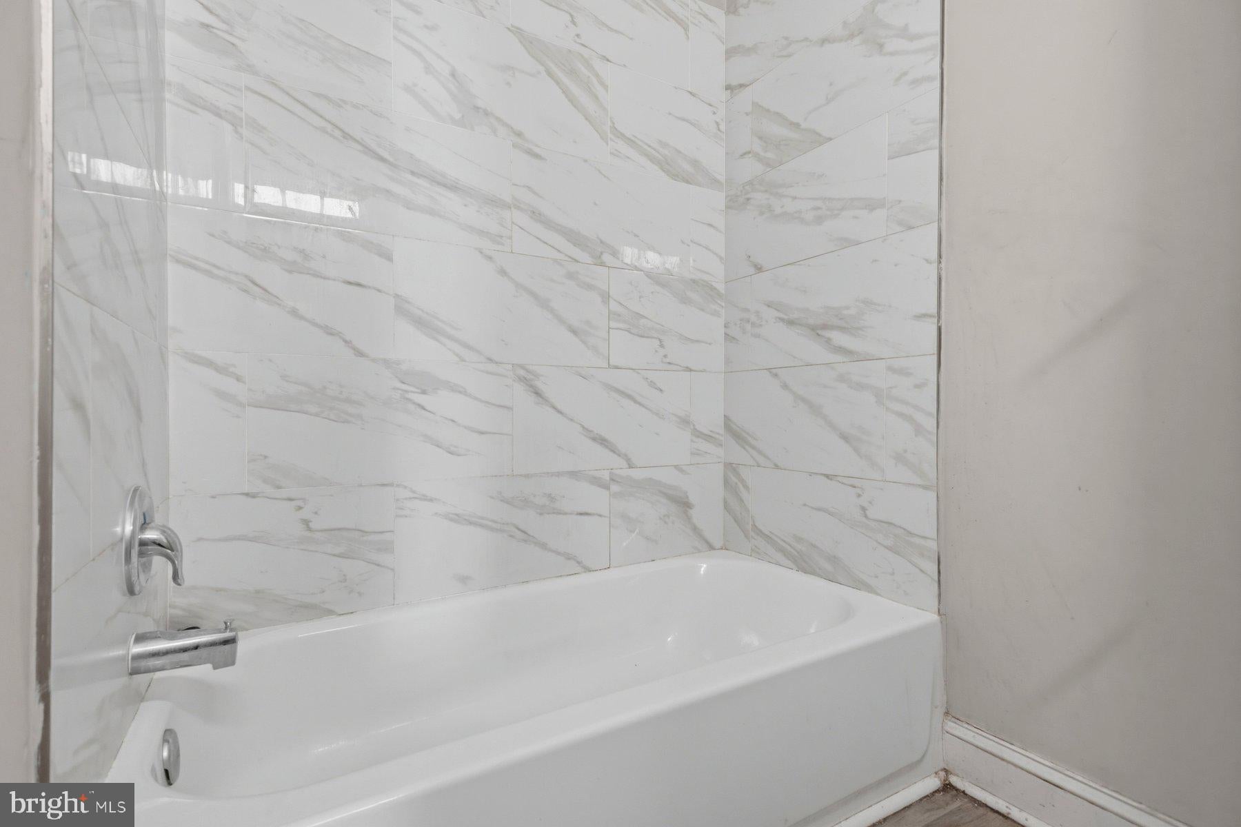 BRIDGEVIEW - GREENLAWN - Residential