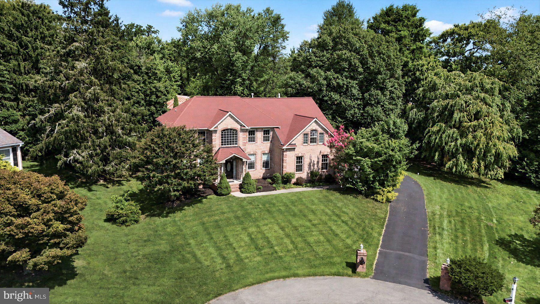 3 GLENWOOD PLACE