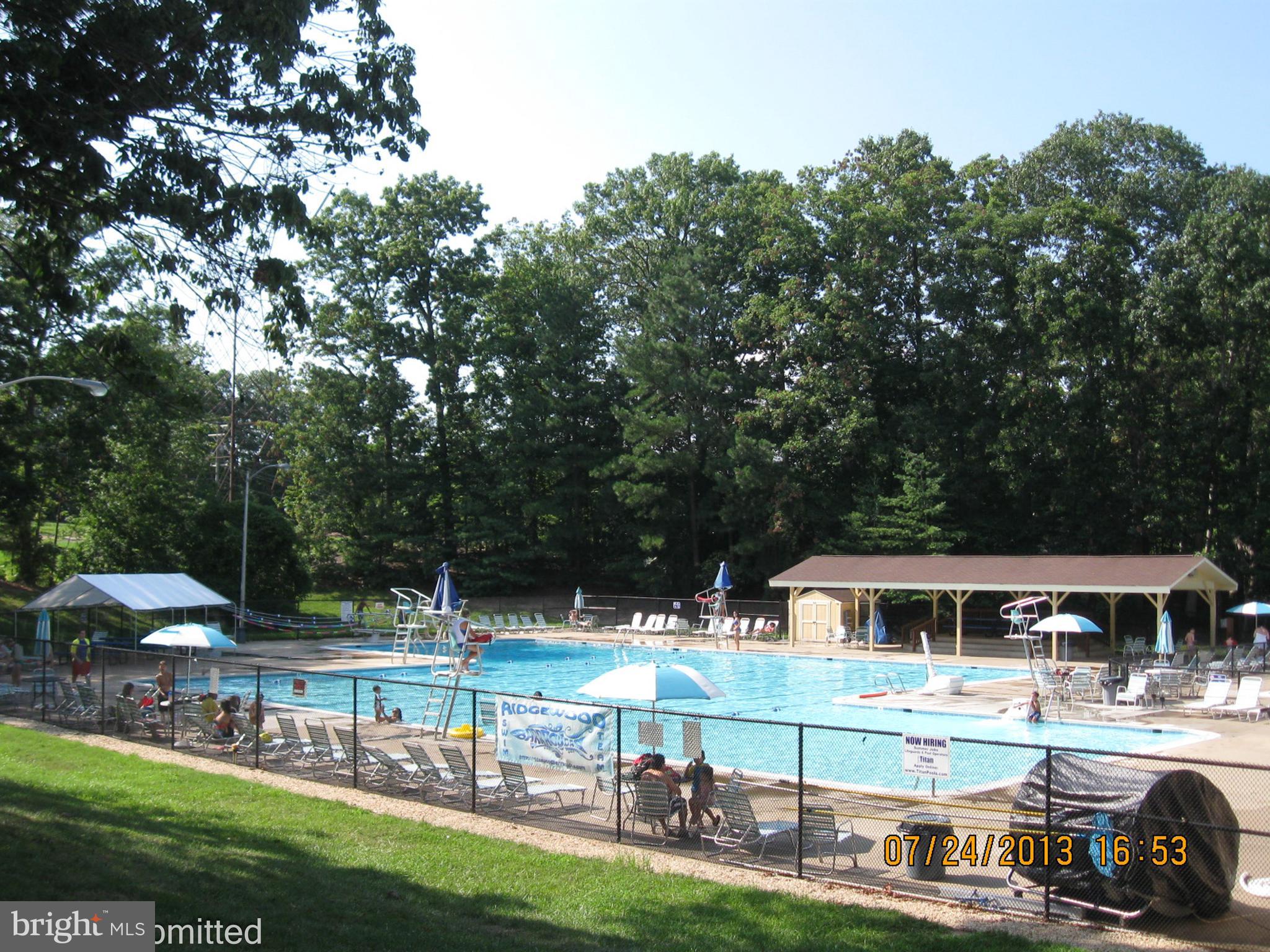 LAKE RIDGE - Residential