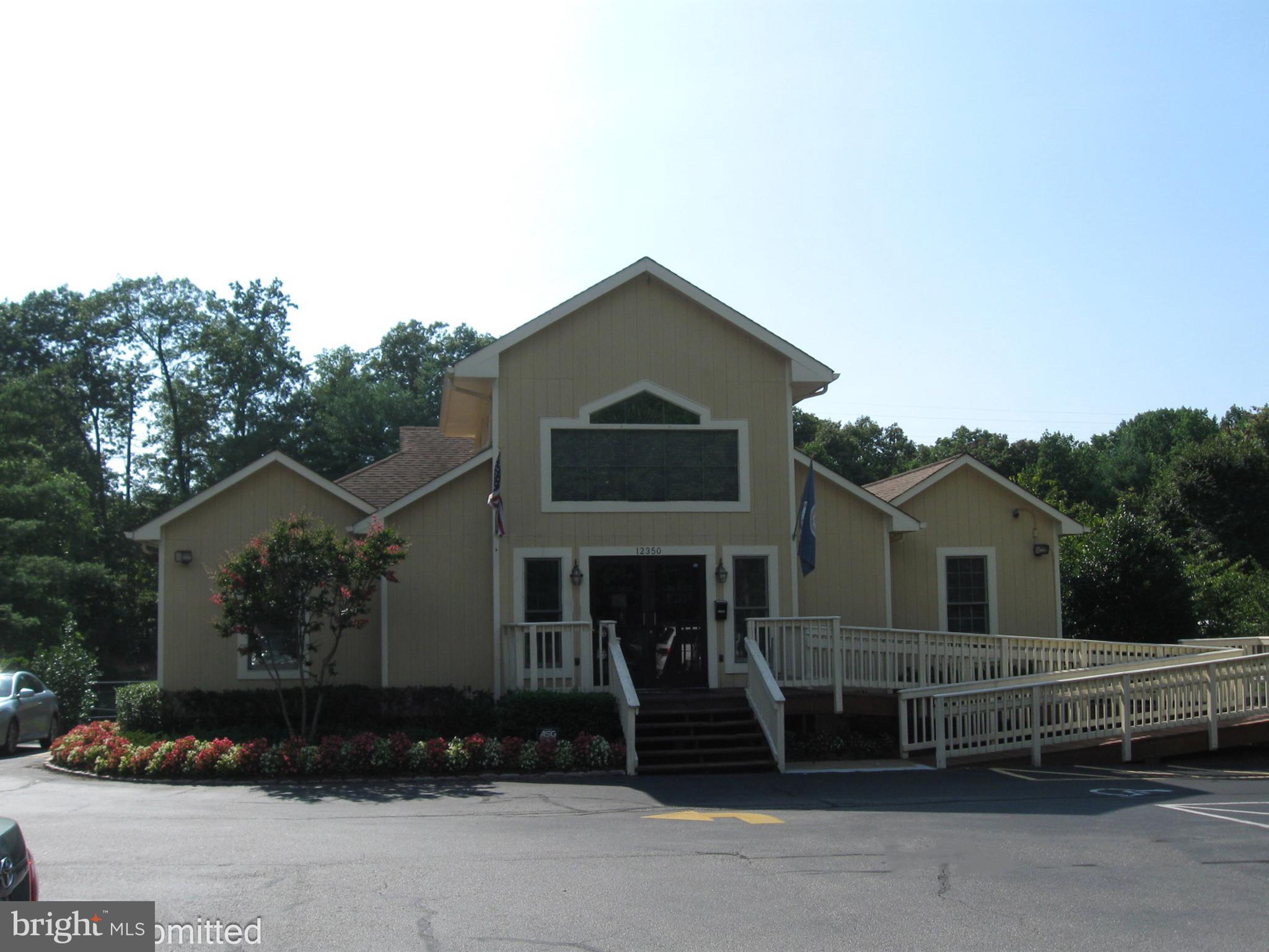 LAKE RIDGE - Residential