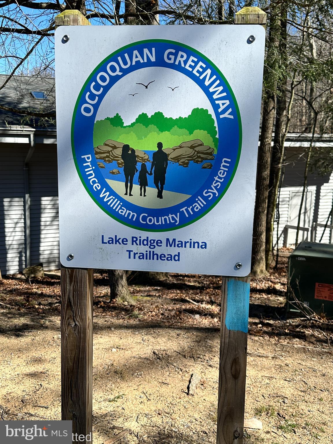 LAKE RIDGE - Residential