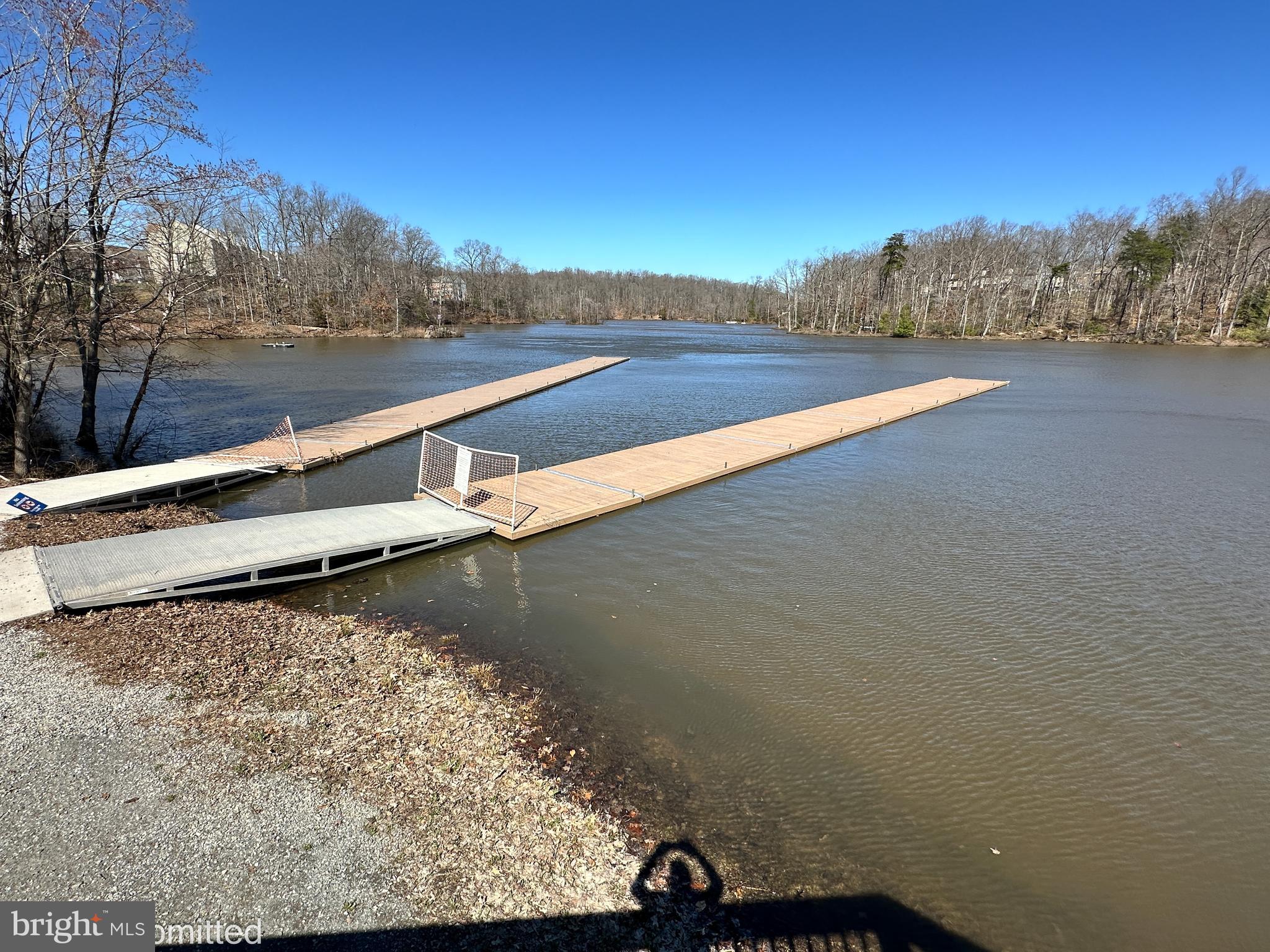 LAKE RIDGE - Residential