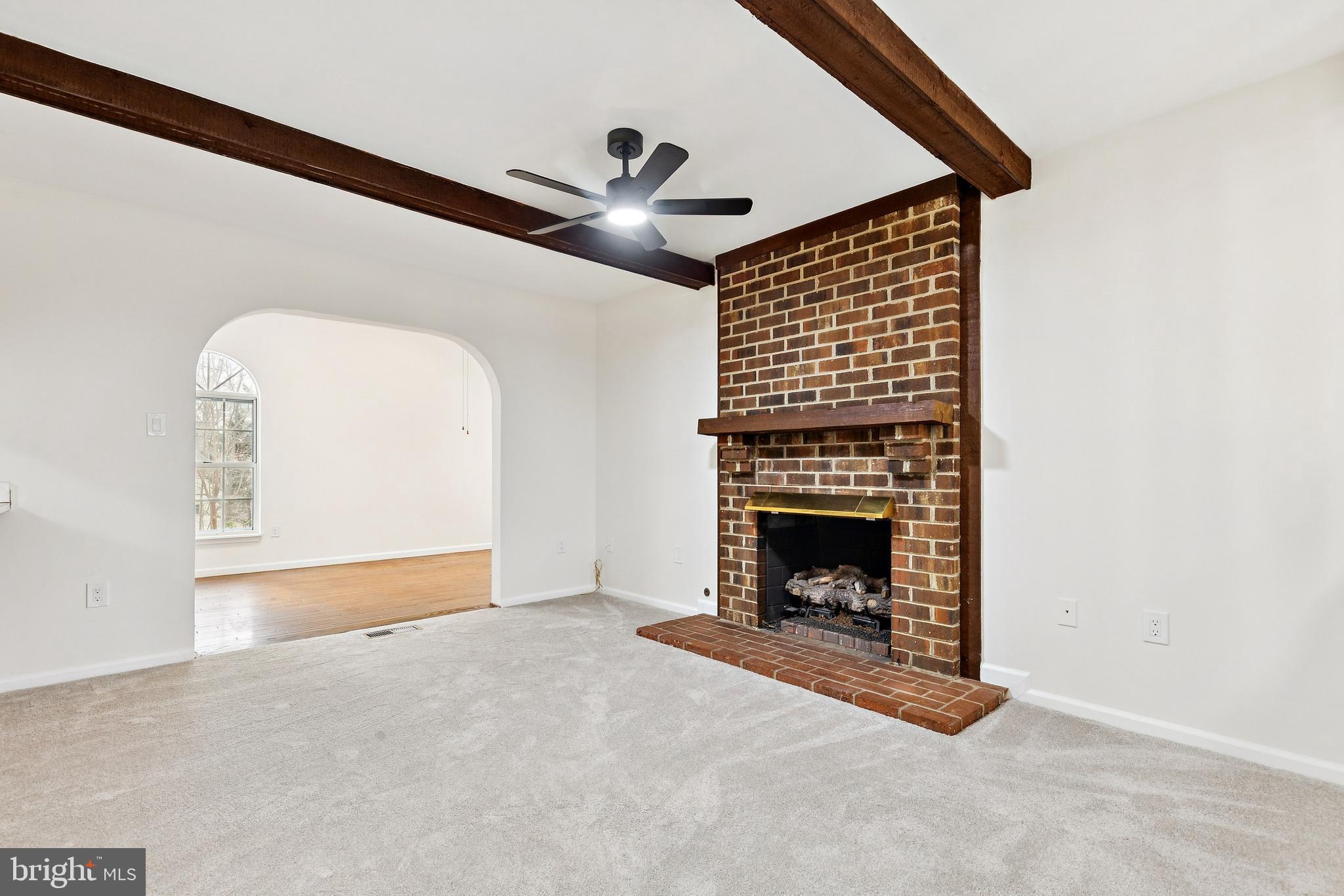 LAKE RIDGE - Residential