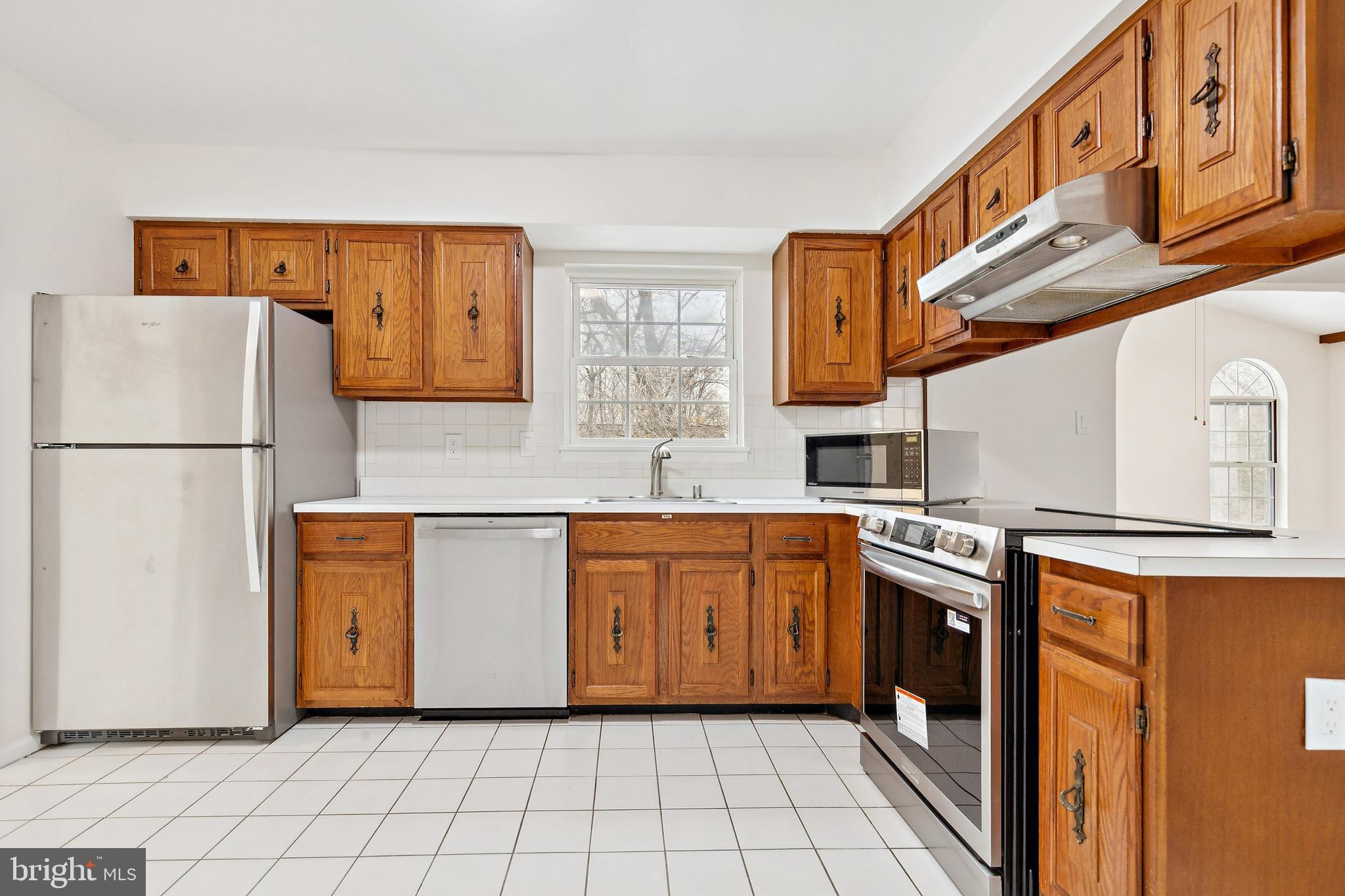 LAKE RIDGE - Residential