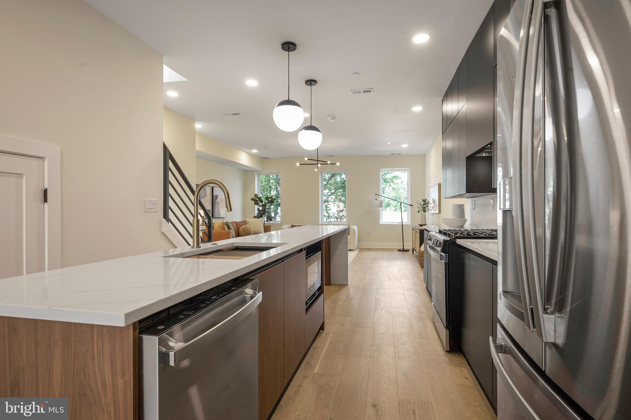 1008 4TH STREET NE 2