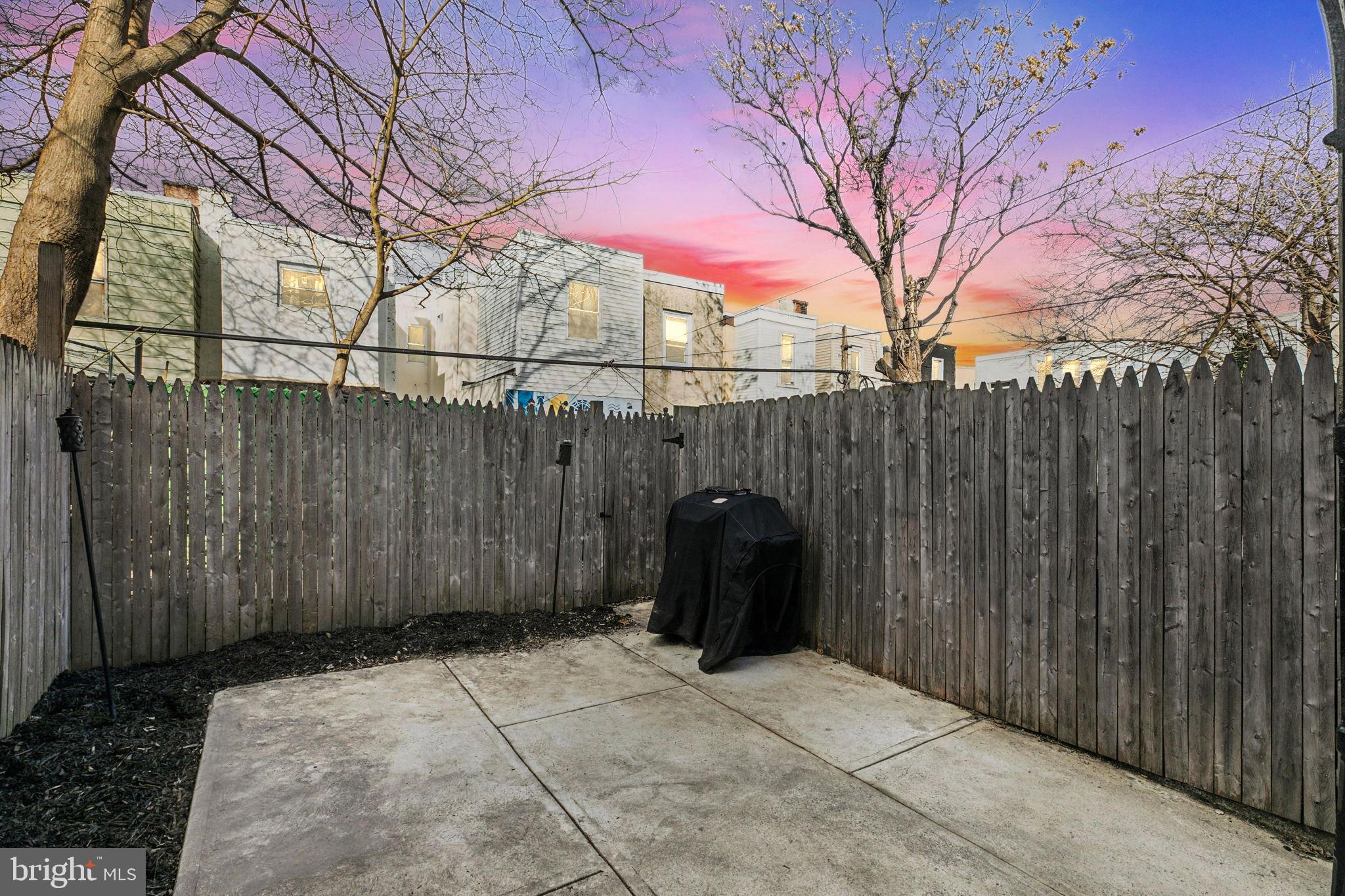 POINT BREEZE - Residential Lease