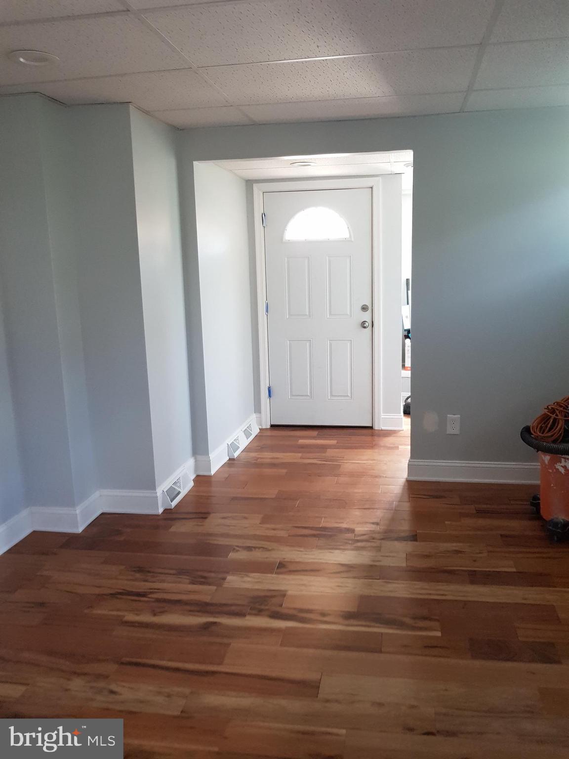 PHILADELPHIA (NORTHEAST) - Residential Lease