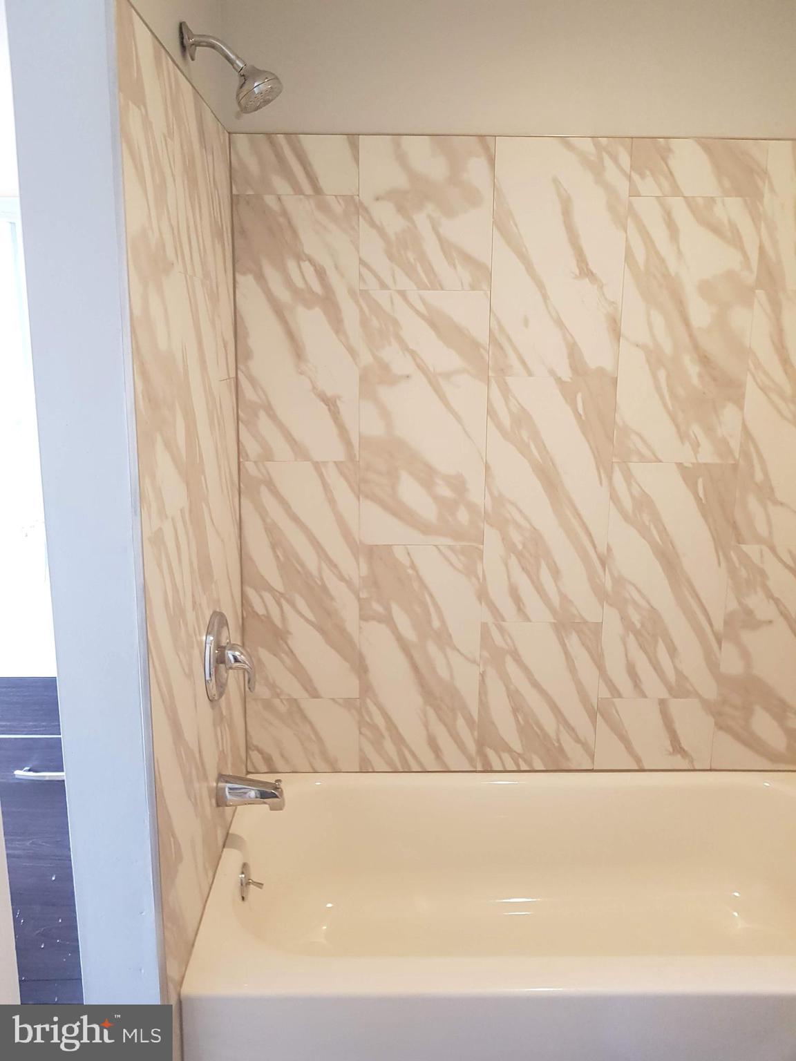 PHILADELPHIA (NORTHEAST) - Residential Lease