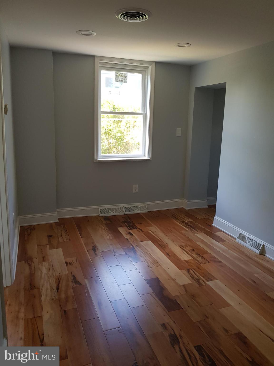 PHILADELPHIA (NORTHEAST) - Residential Lease