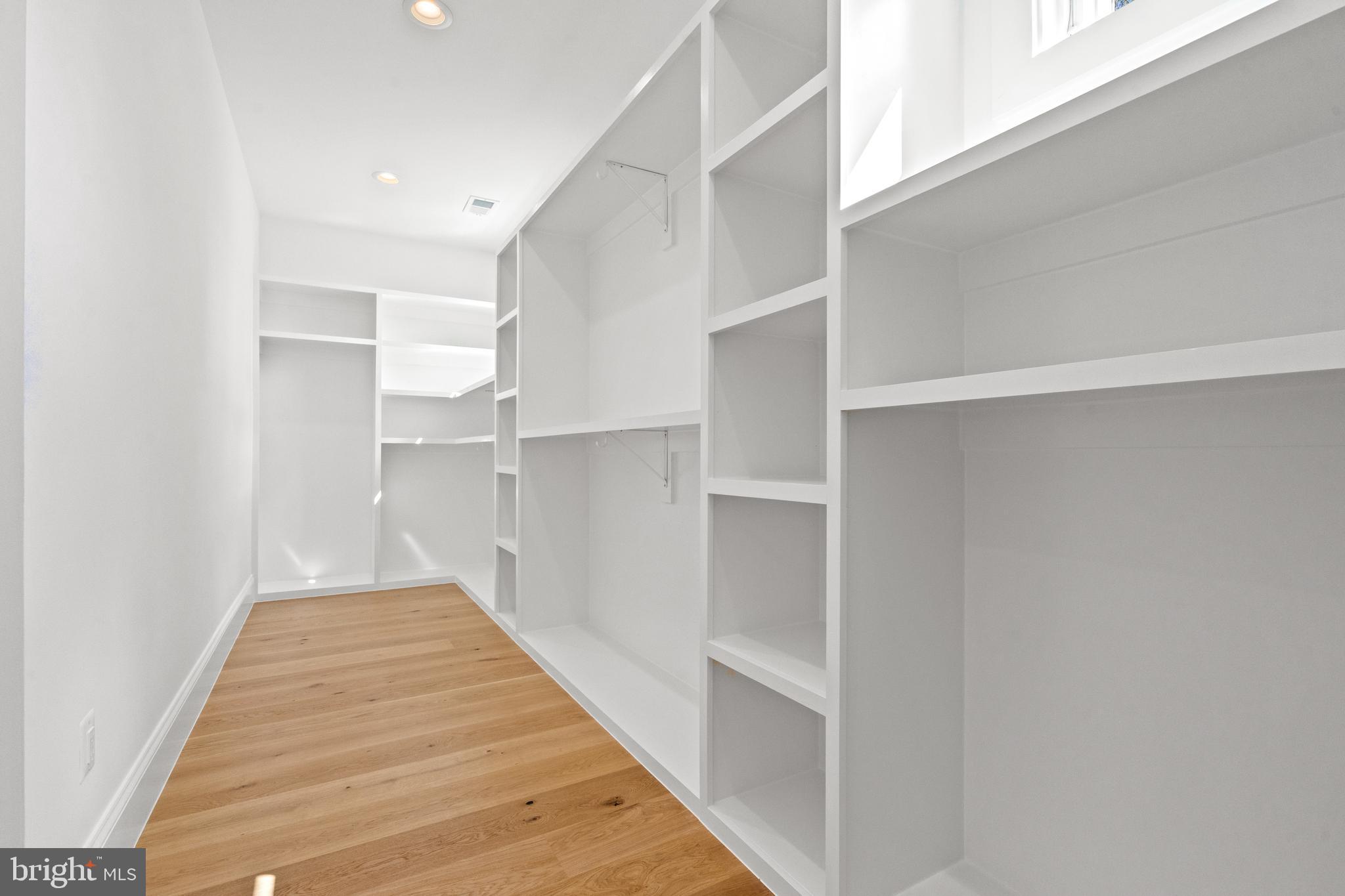 CHERRYDALE - Residential