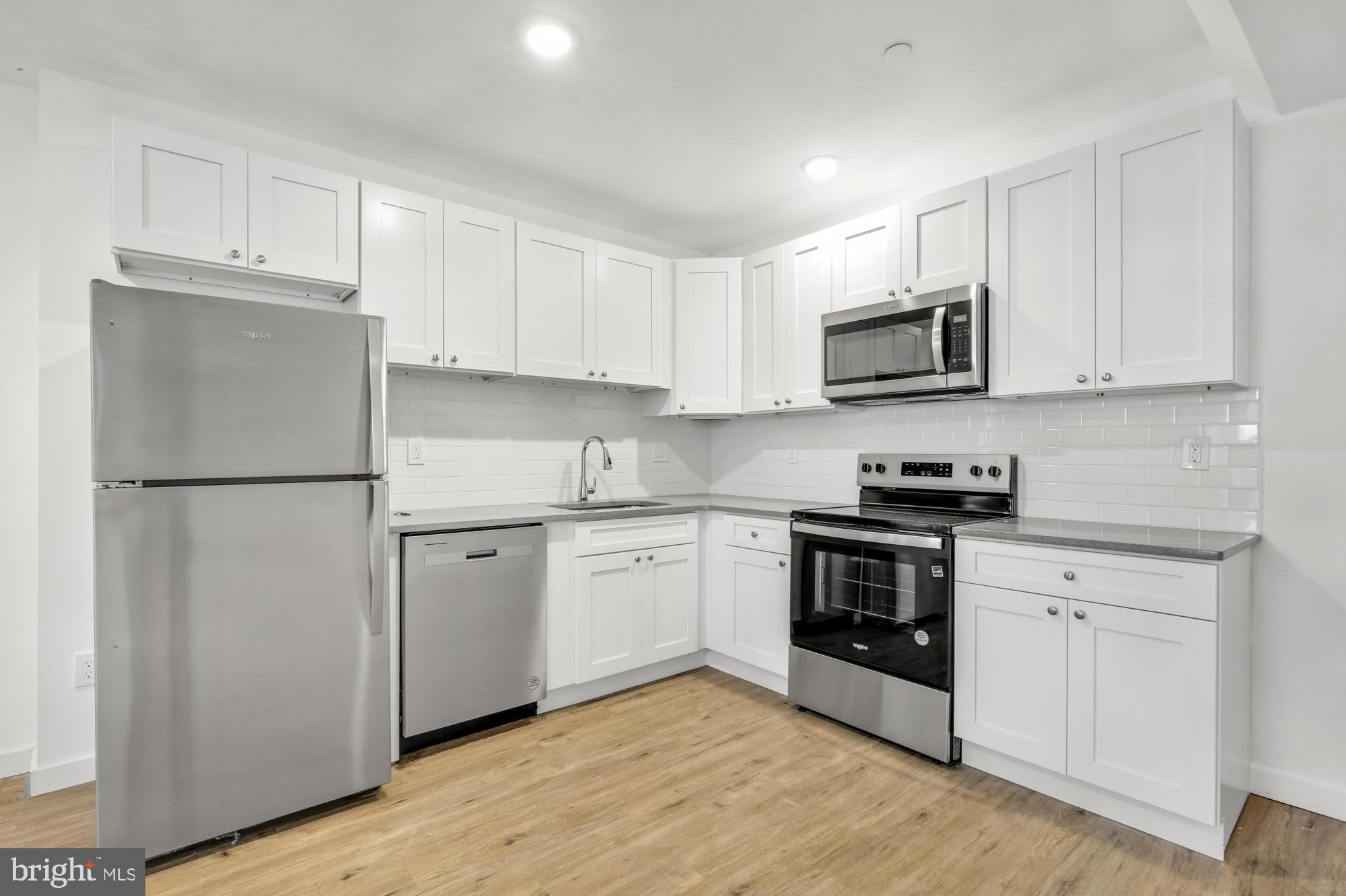 ROXBOROUGH - Residential Lease