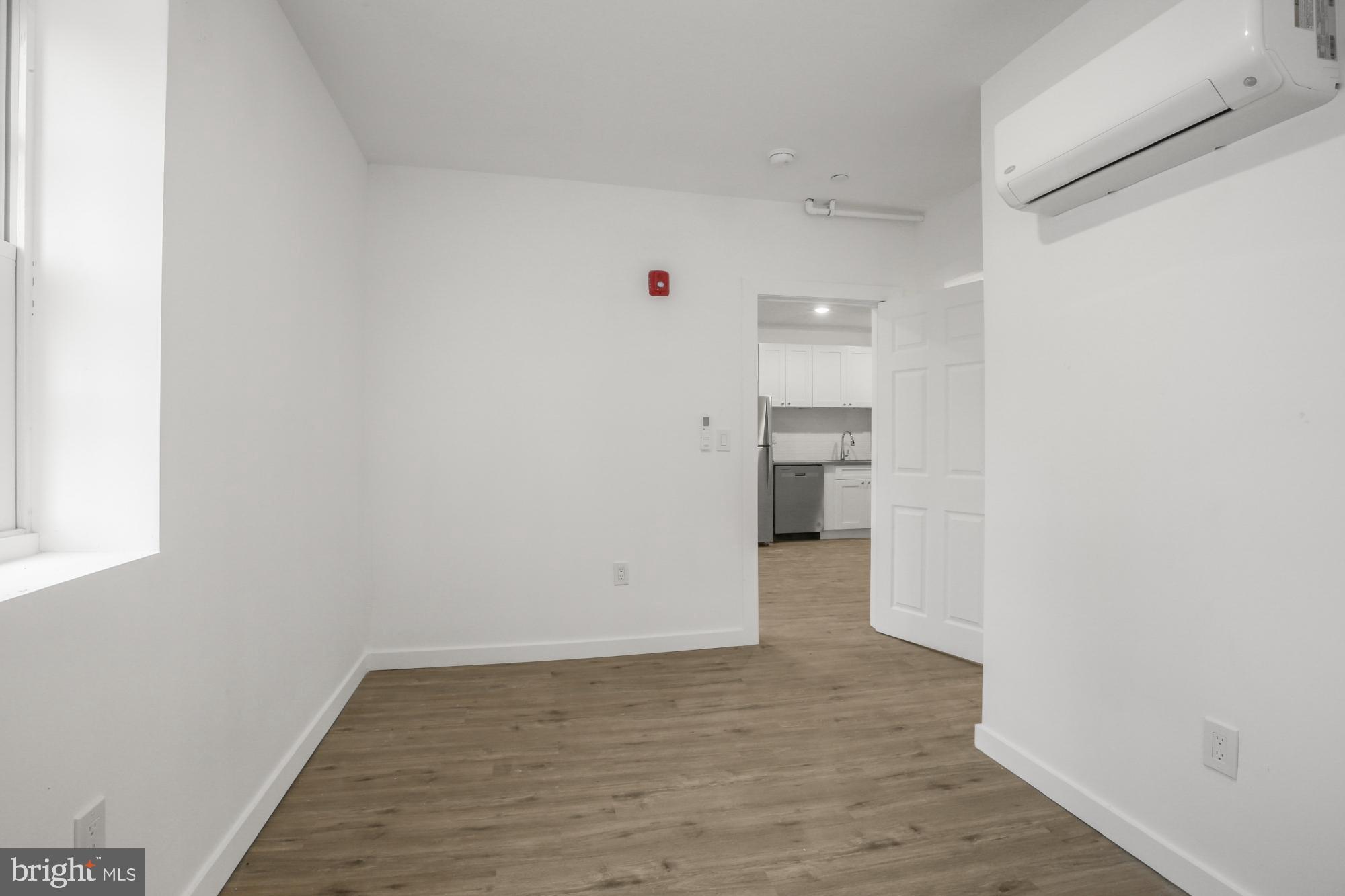 ROXBOROUGH - Residential Lease