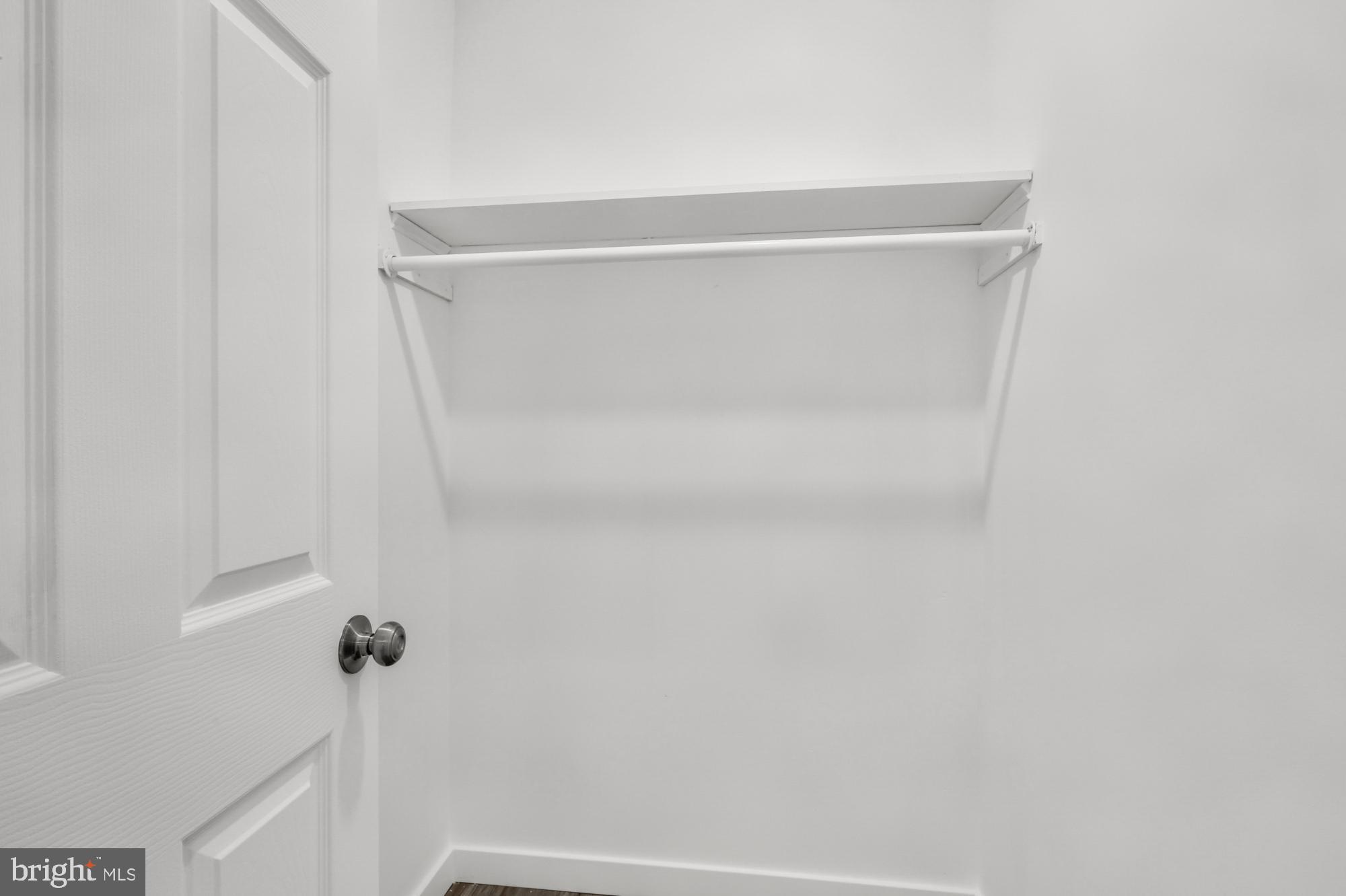 ROXBOROUGH - Residential Lease