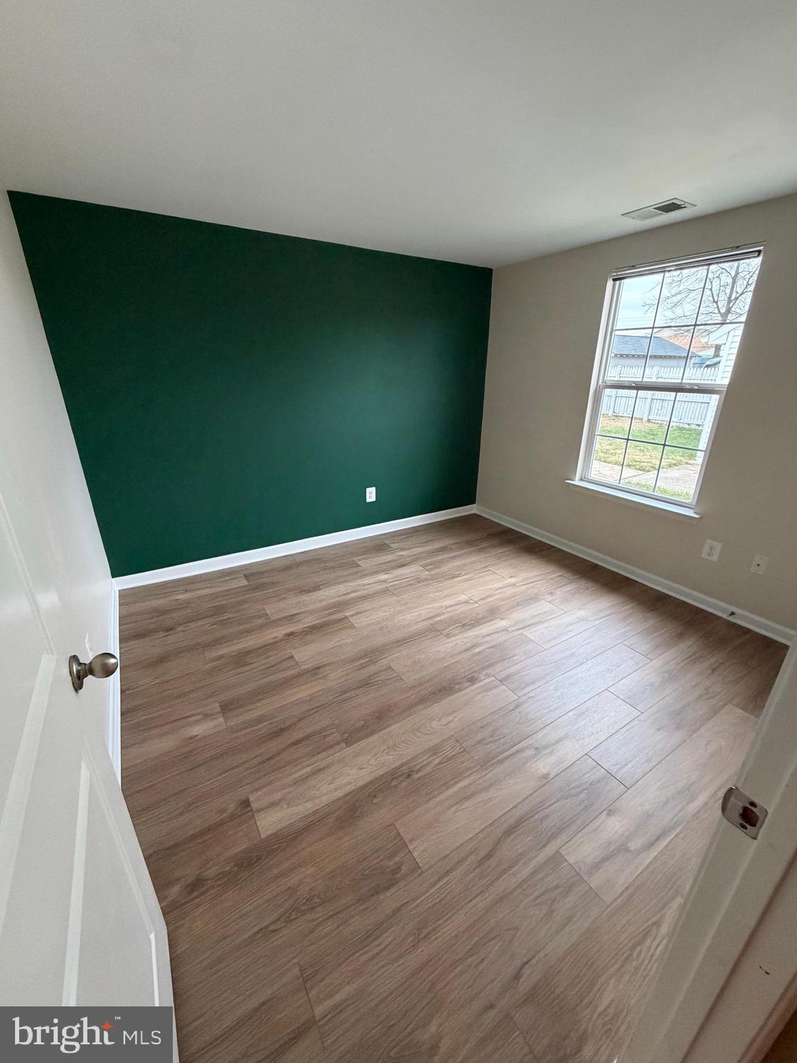 HIGHLAND - Residential Lease