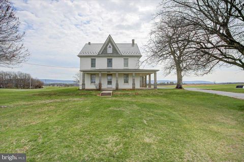 Homes For Sale - 20667 Millers Church Road<br/> Washington County, HAGERSTOWN, MD 21742