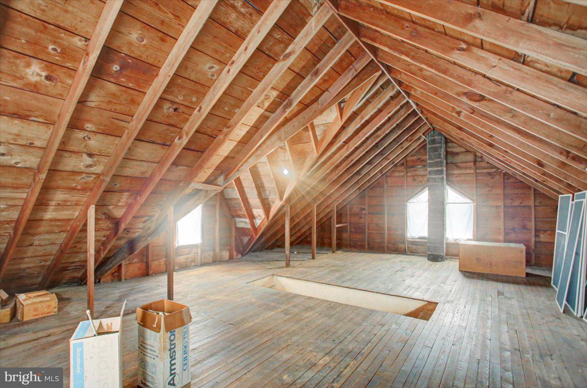 LEITERSBURG - Residential