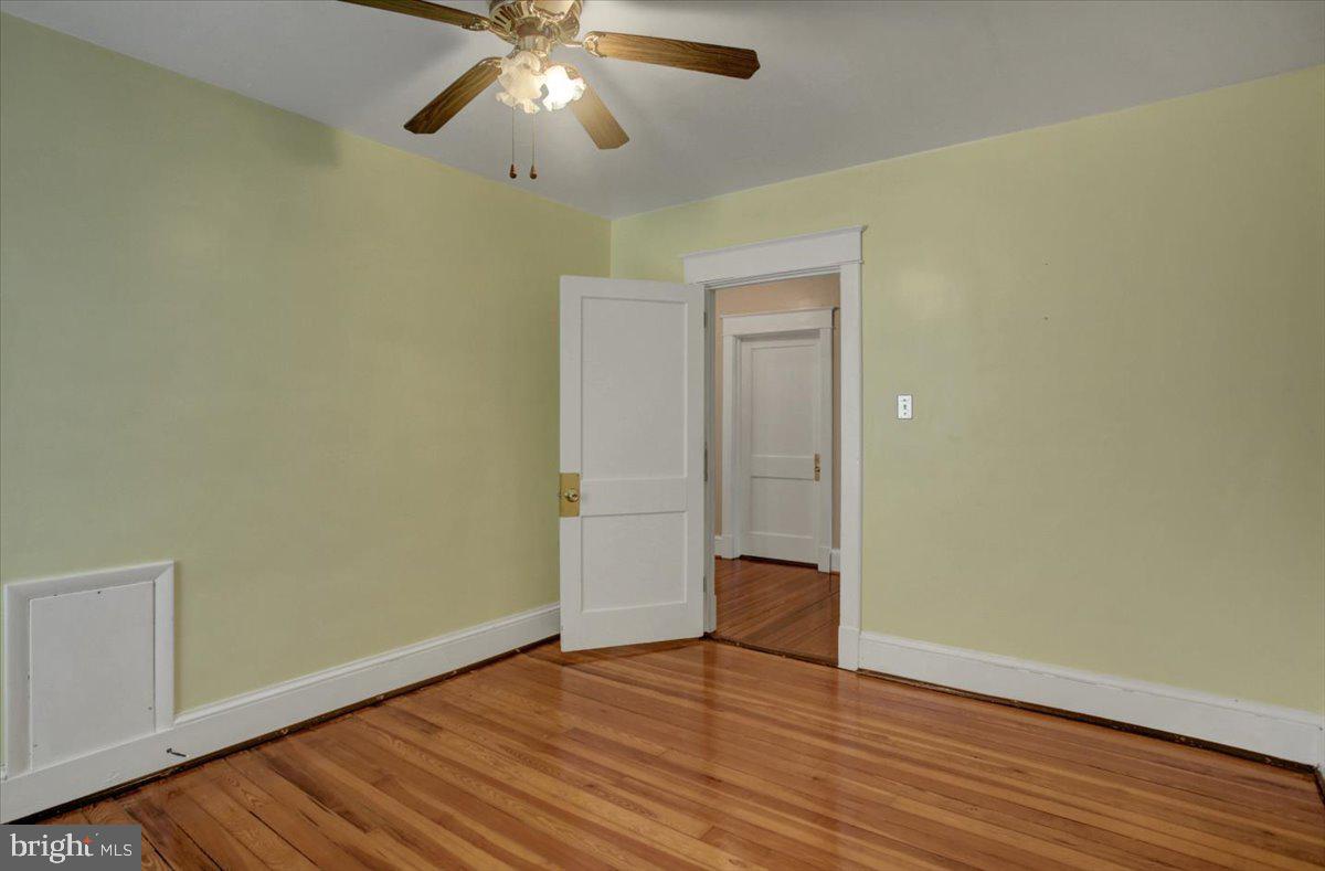 LEITERSBURG - Residential