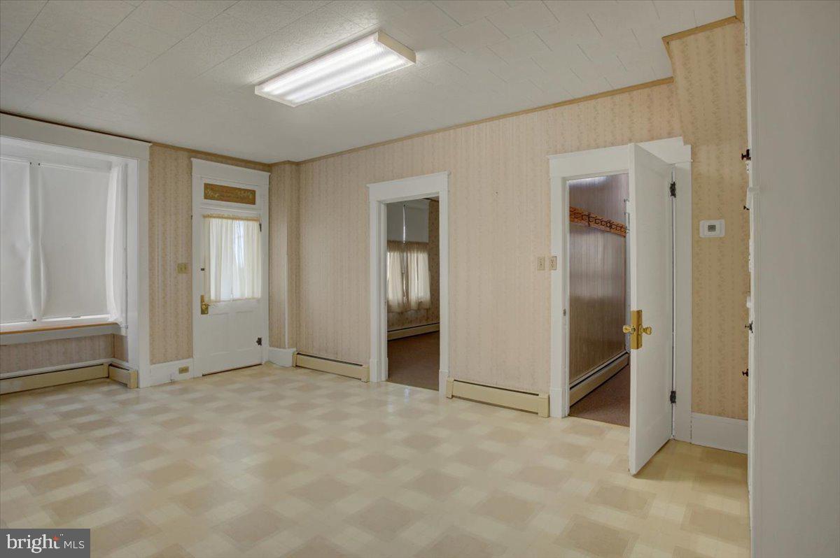 LEITERSBURG - Residential