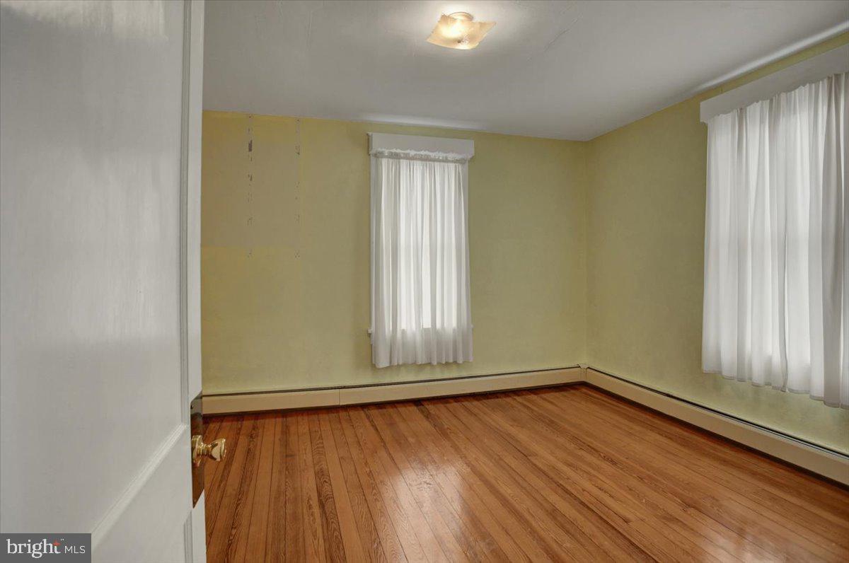 LEITERSBURG - Residential