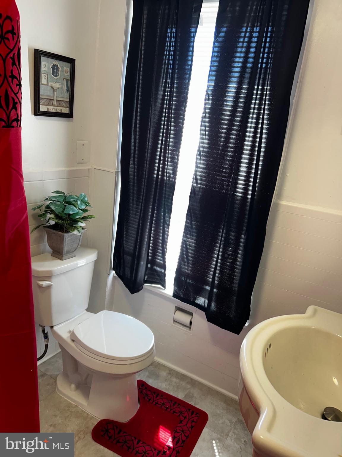 FERN ROCK - Residential