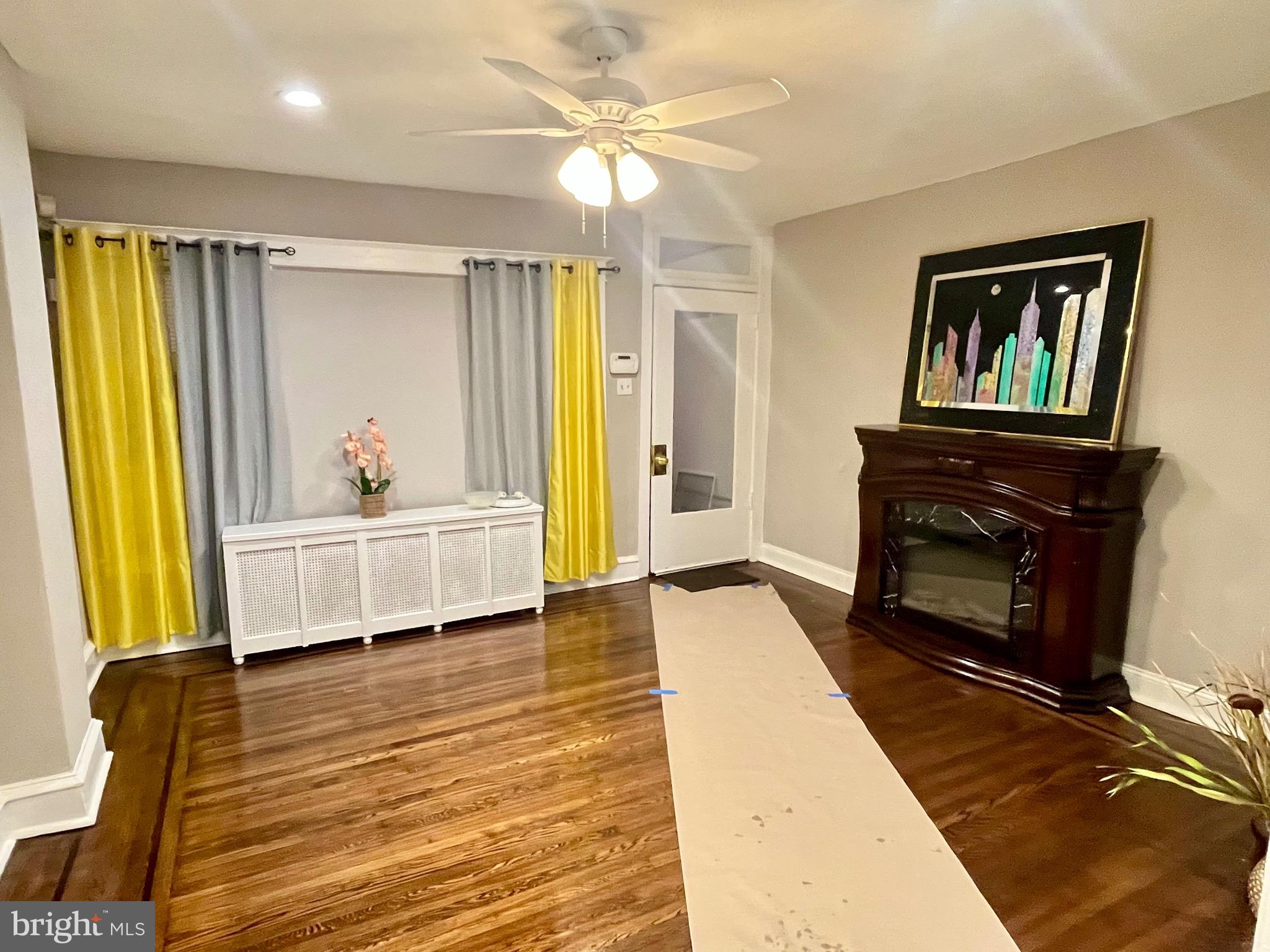 FERN ROCK - Residential