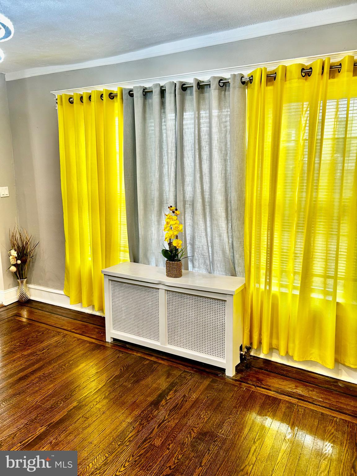 FERN ROCK - Residential