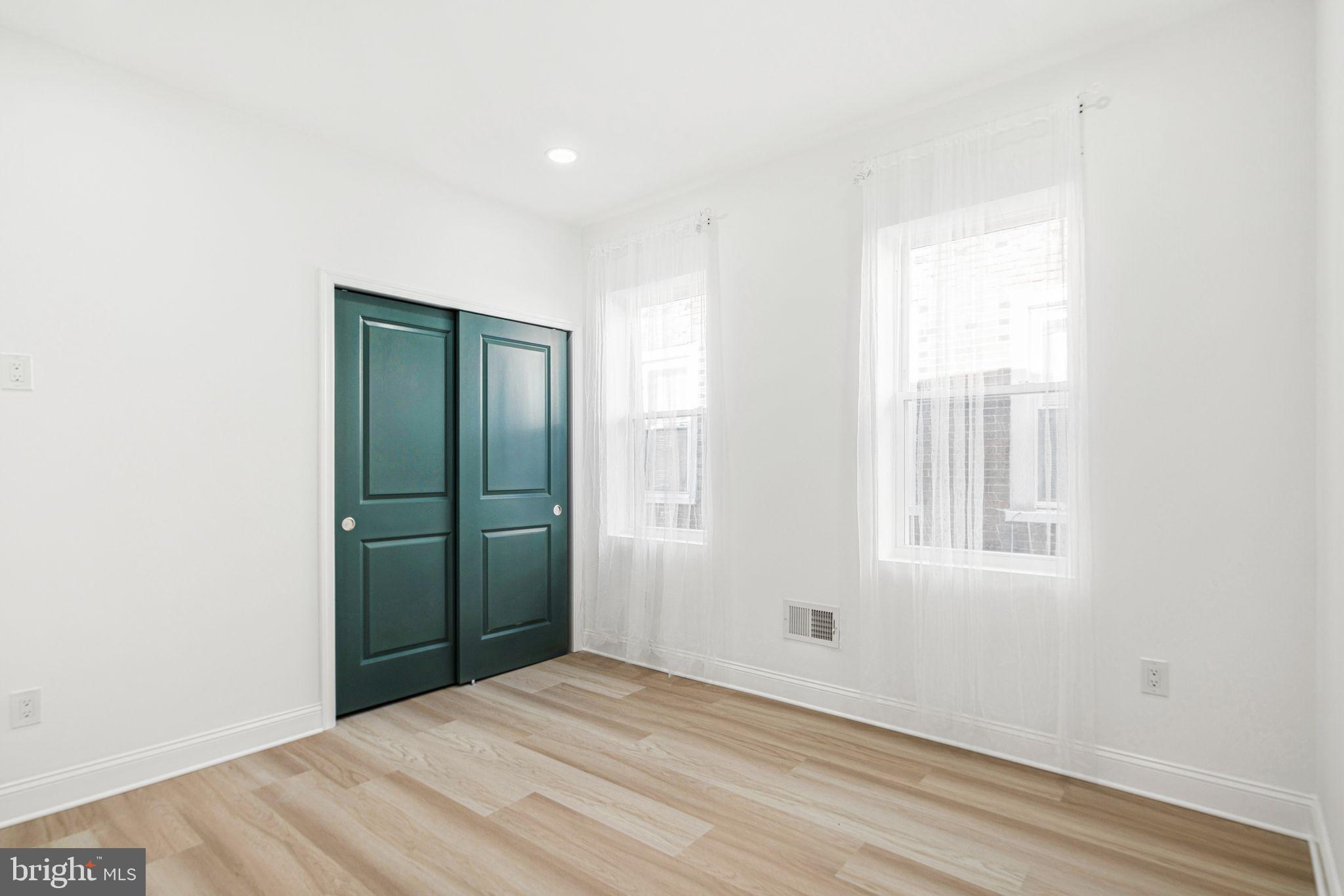 COBBS CREEK - Residential